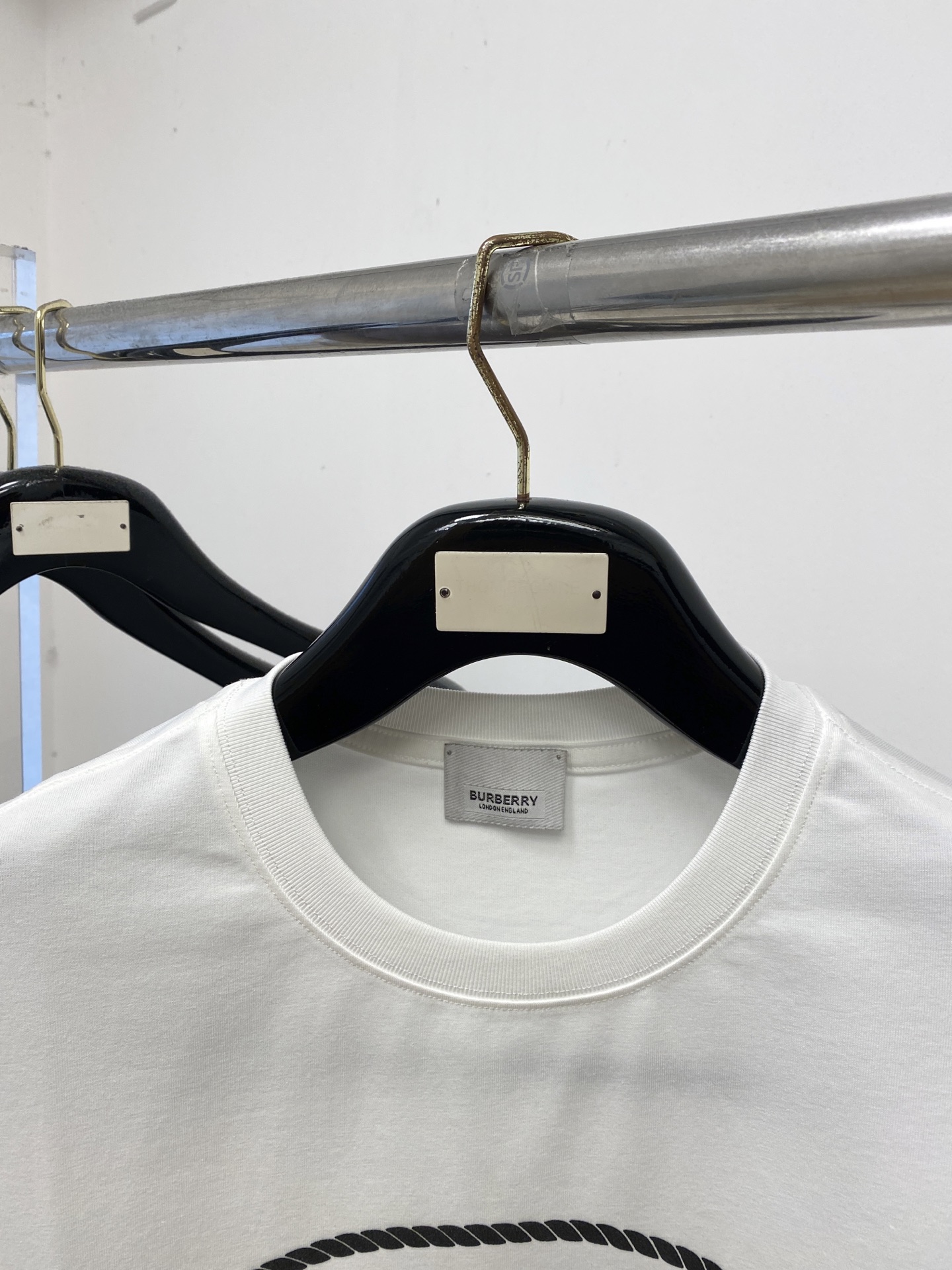 short sleeves