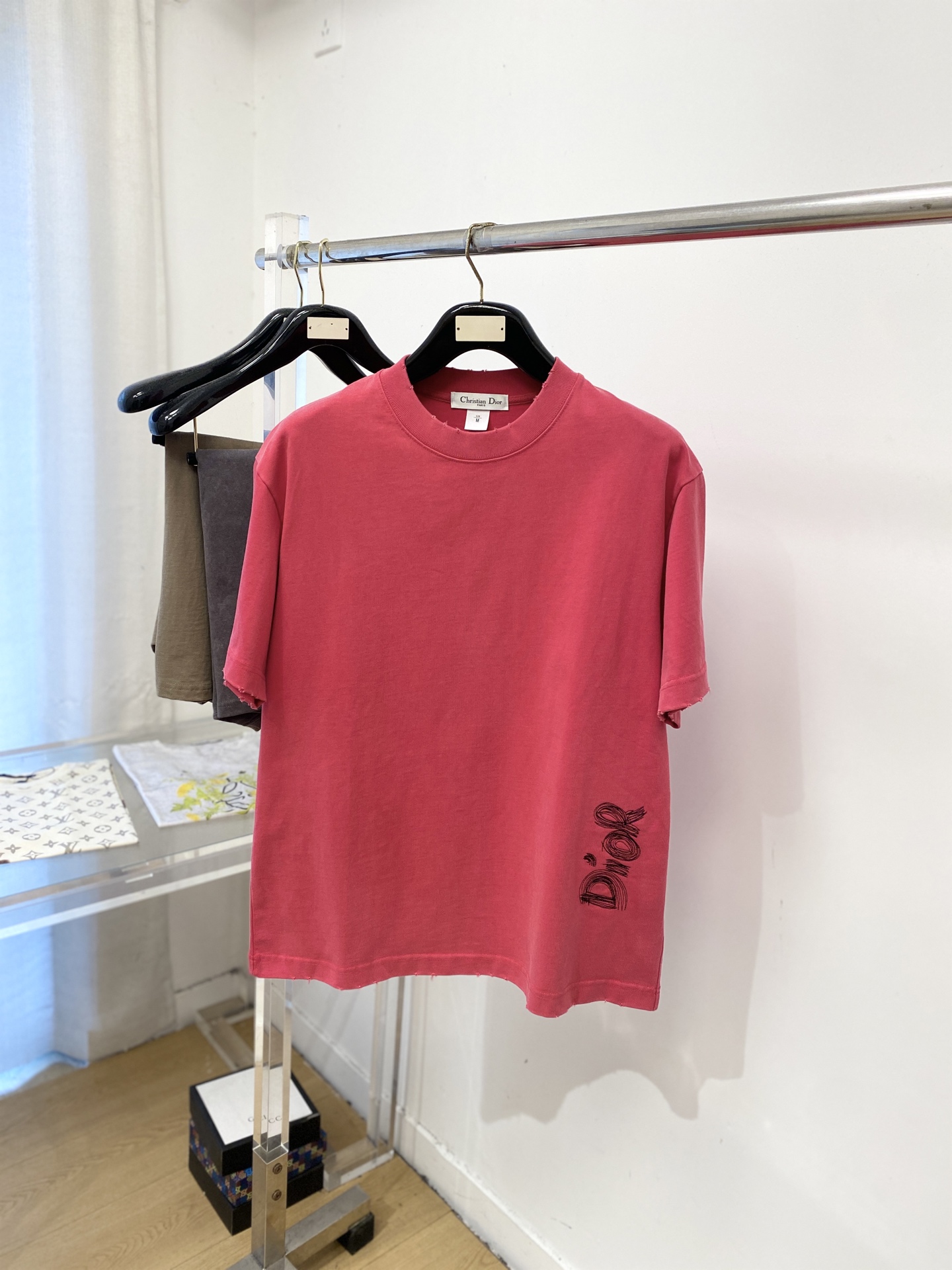 short sleeves