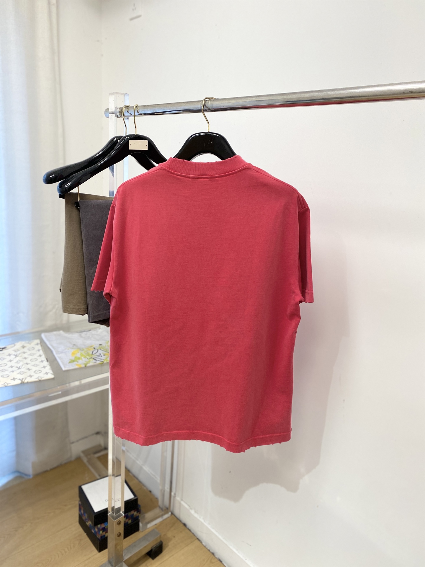 short sleeves