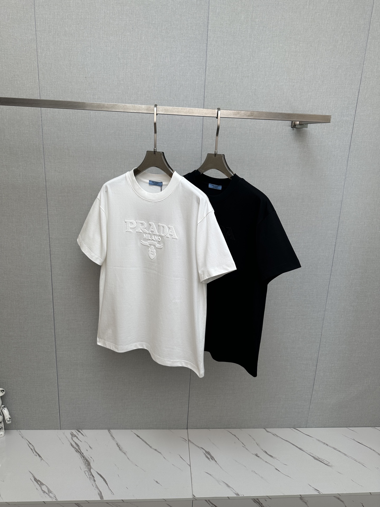 short sleeves