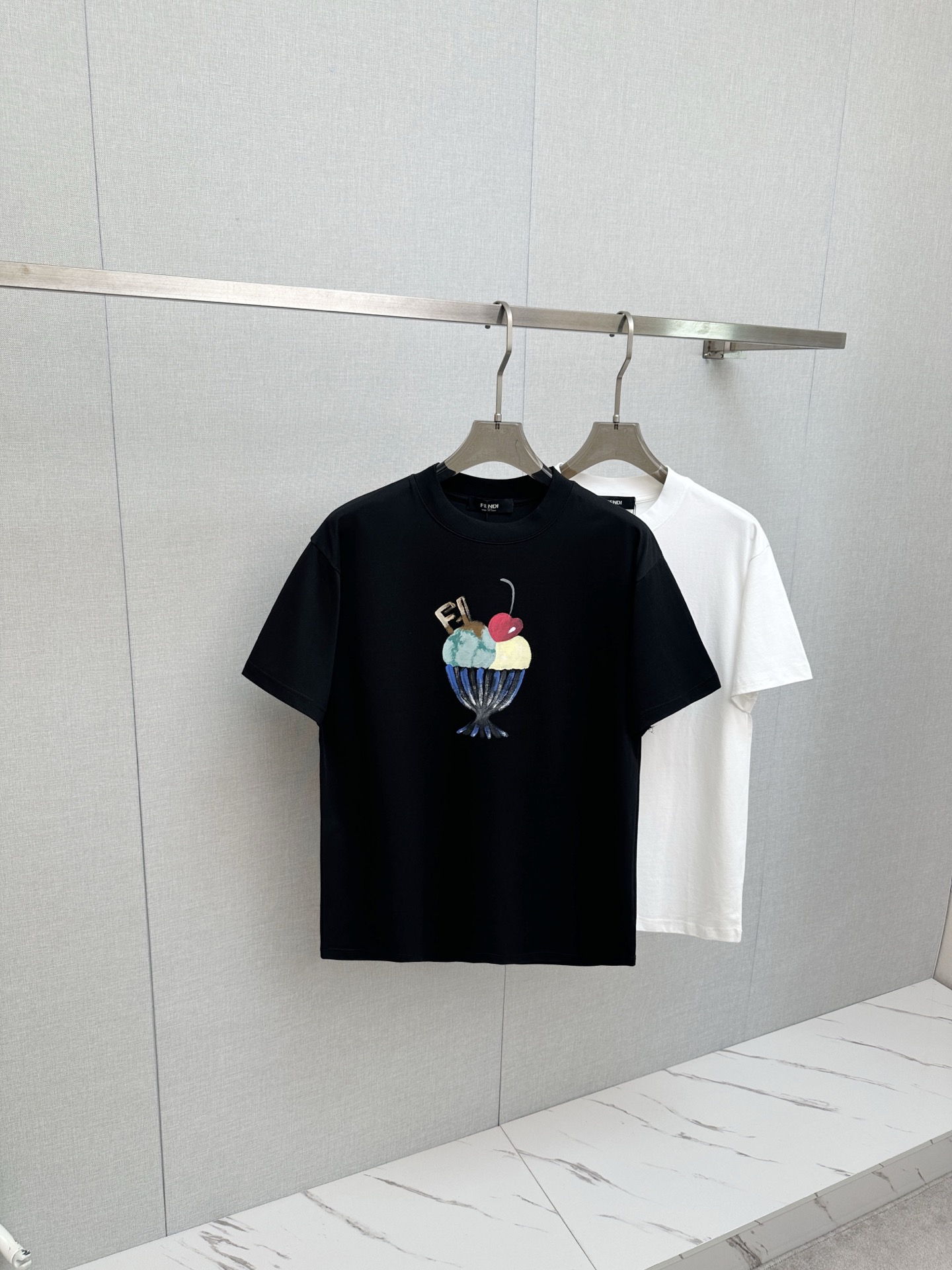 short sleeves
