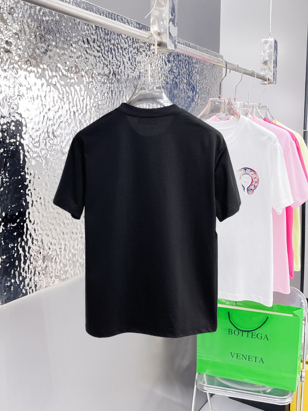 short sleeves