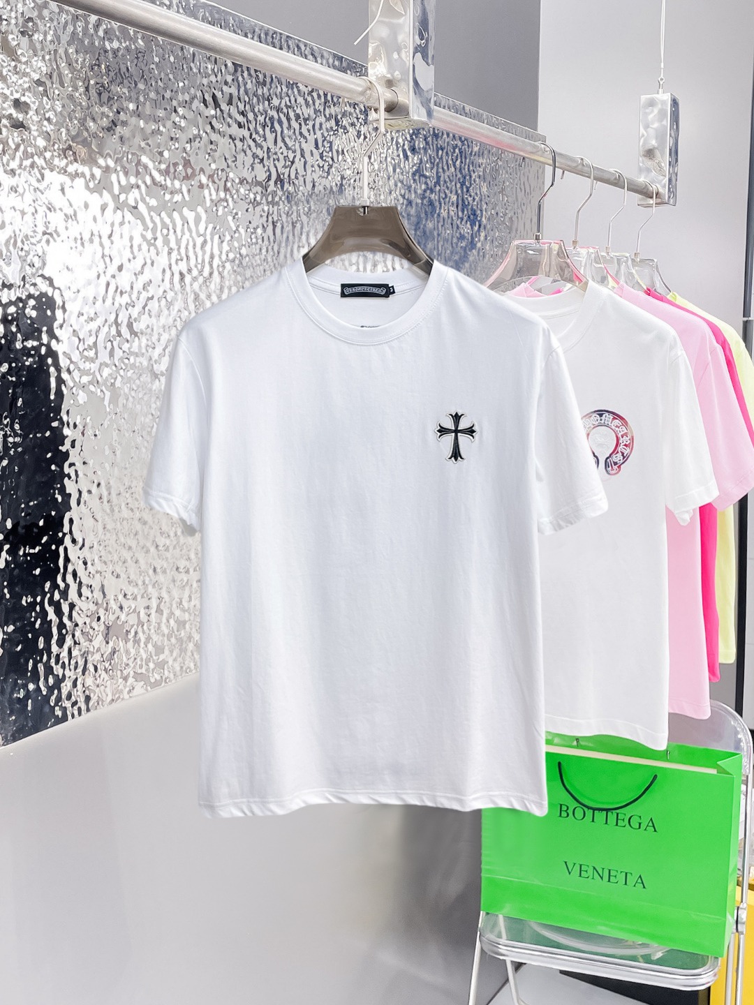 short sleeves
