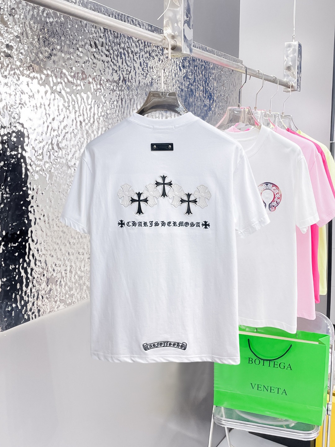 short sleeves