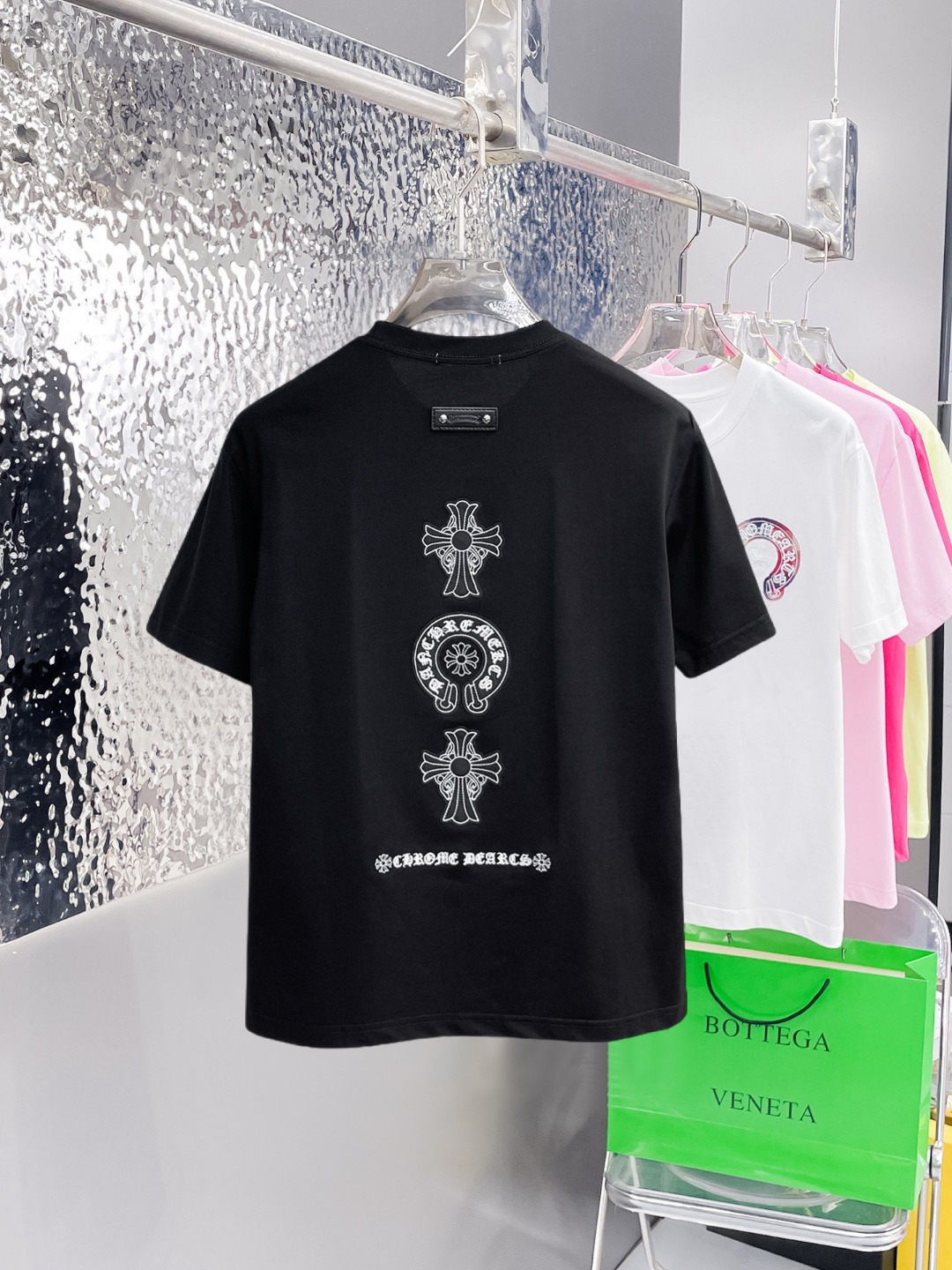 short sleeves
