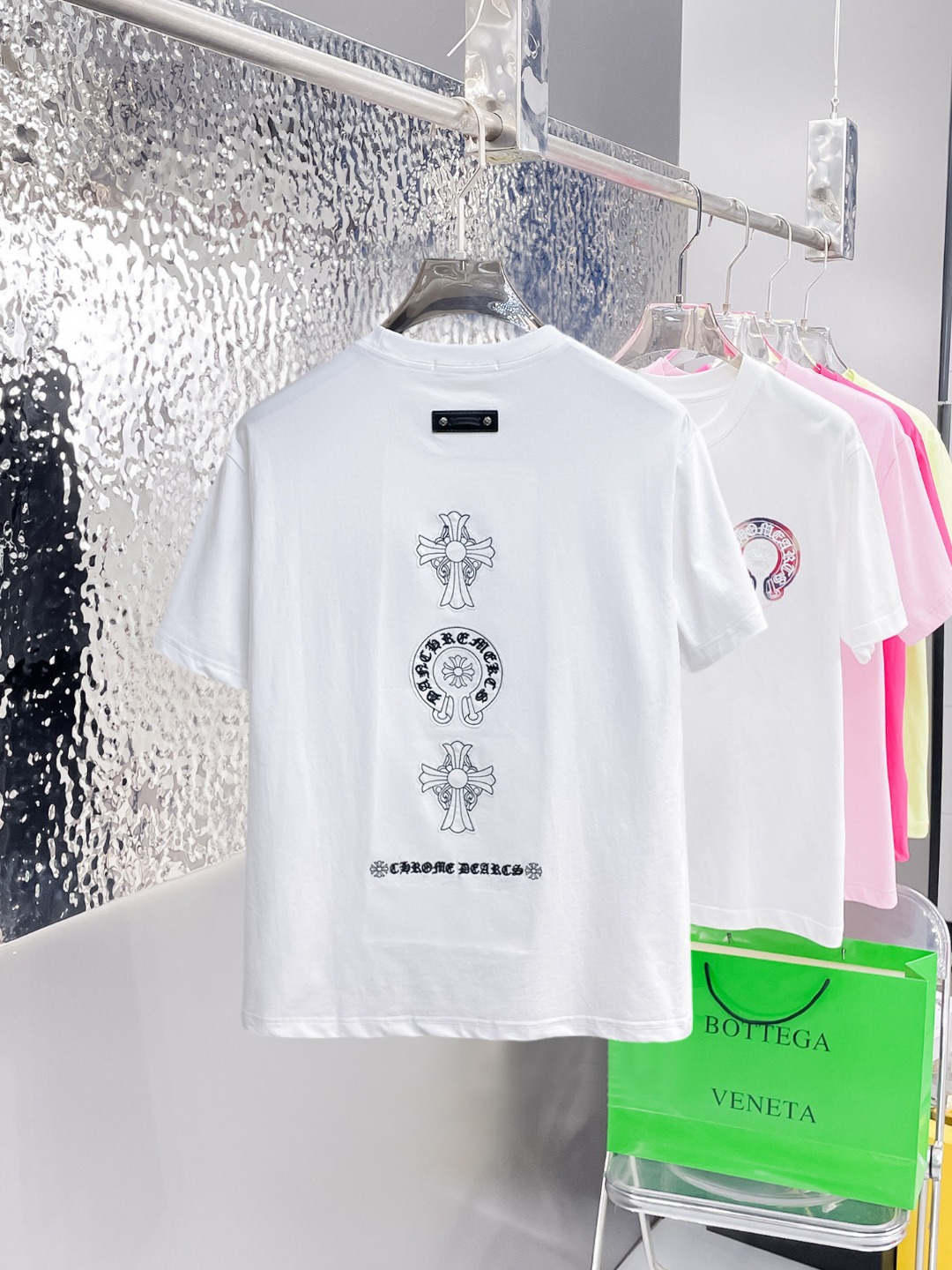 short sleeves