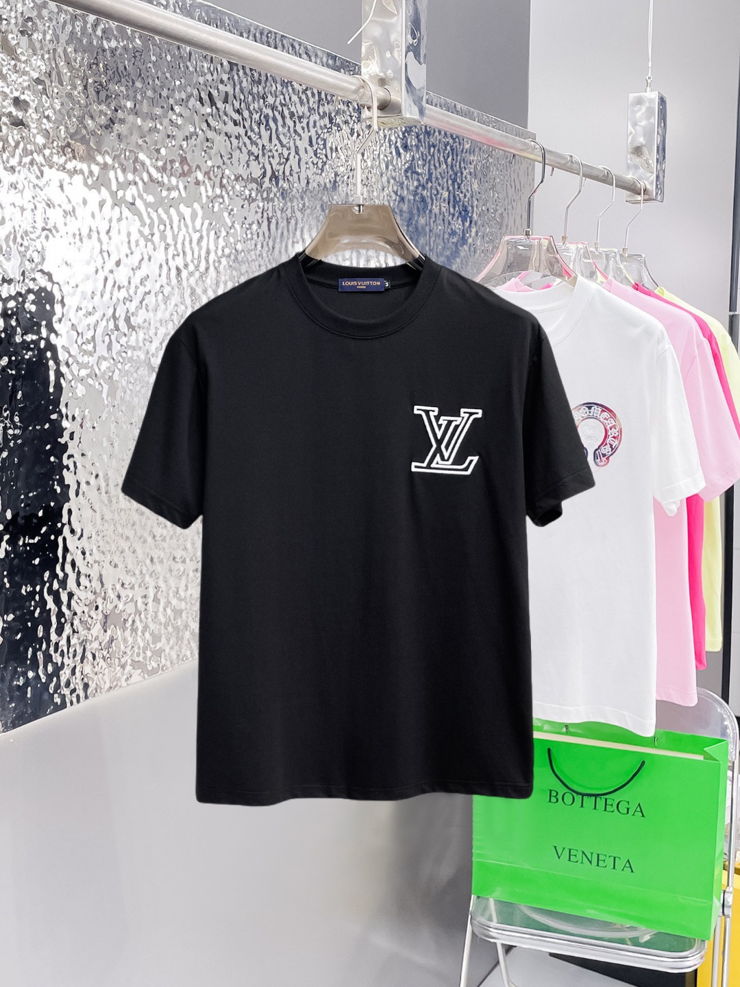short sleeves