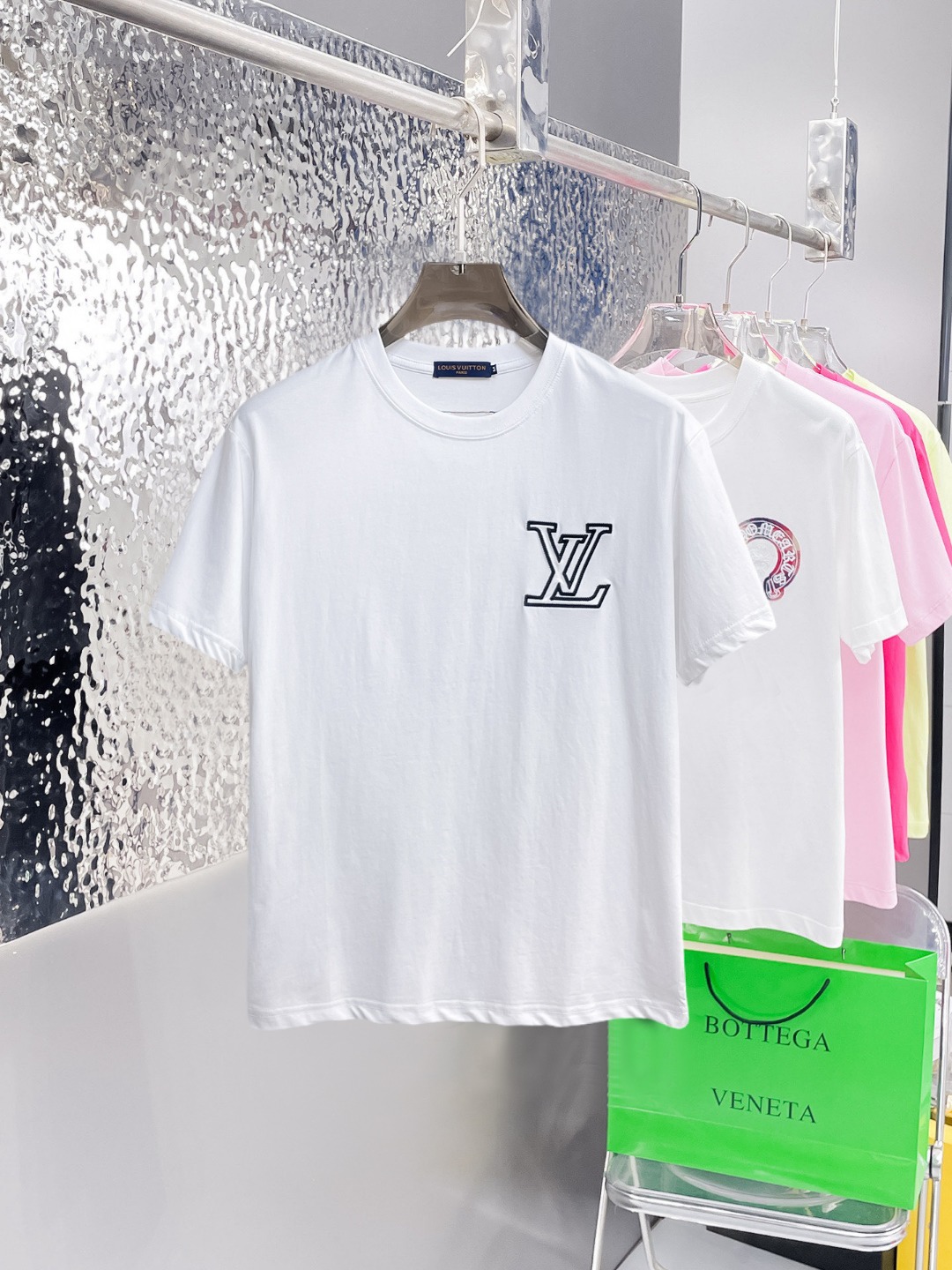 short sleeves