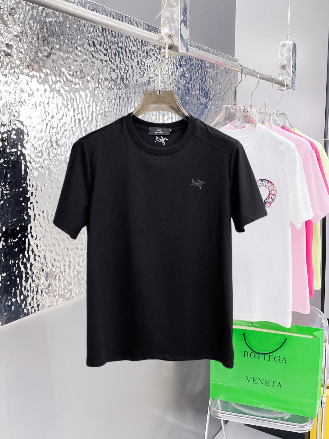 short sleeves