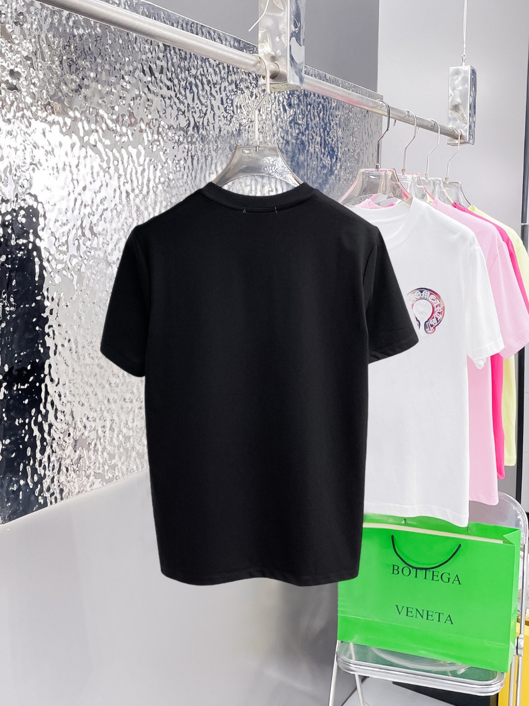 short sleeves