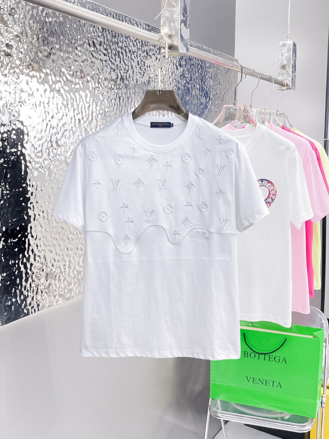 short sleeves