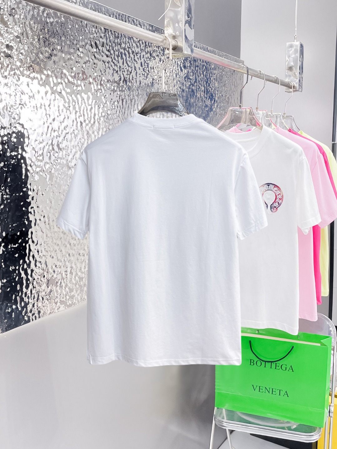 short sleeves
