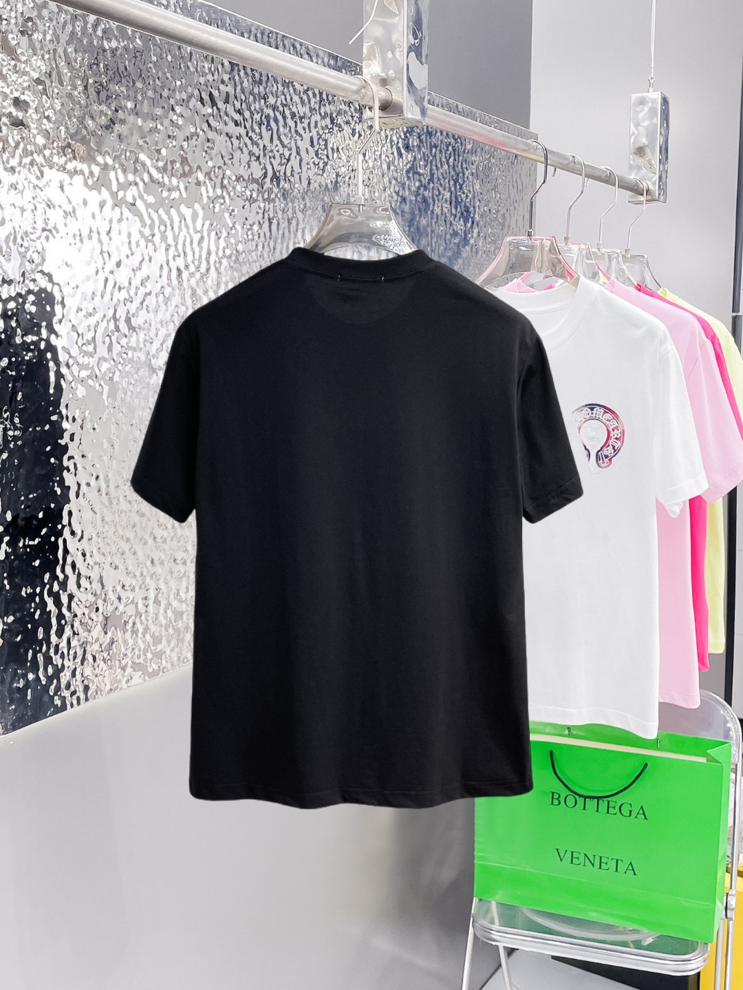 short sleeves