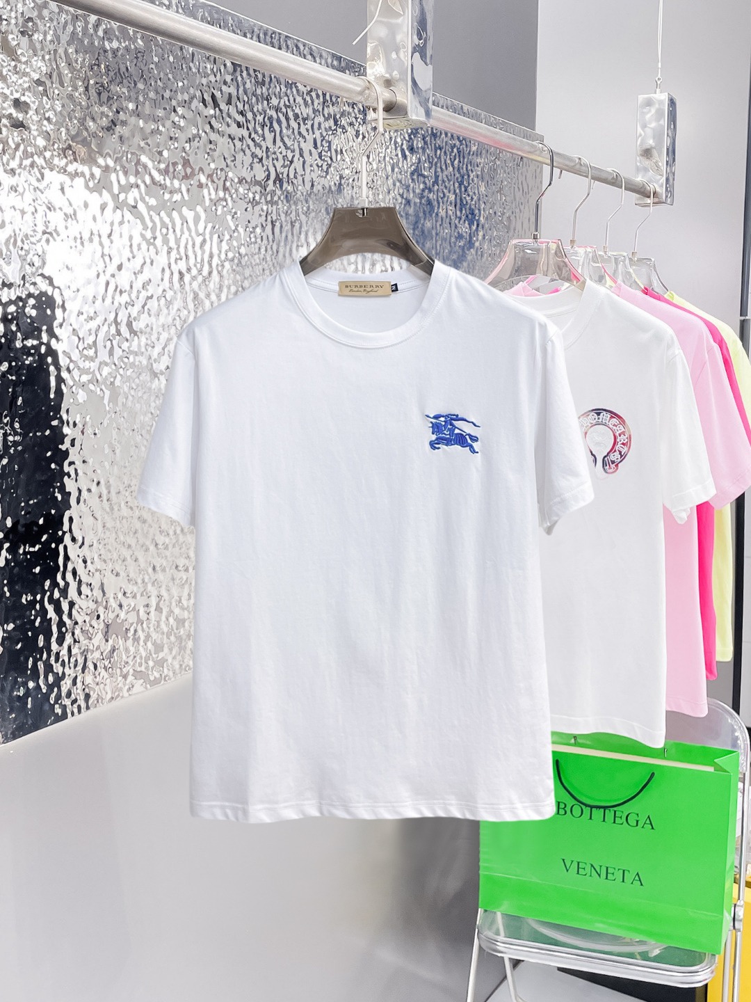 short sleeves