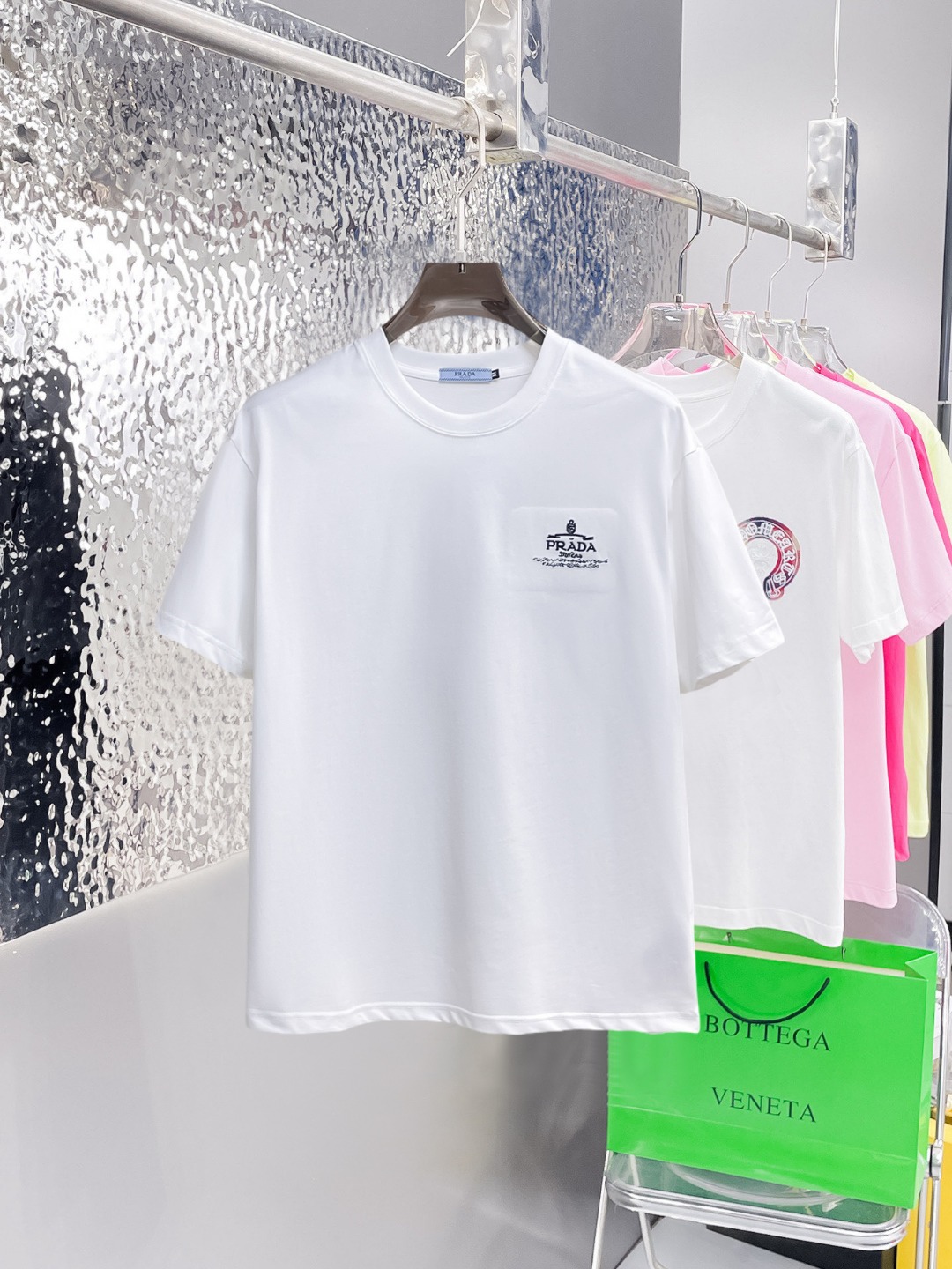 short sleeves