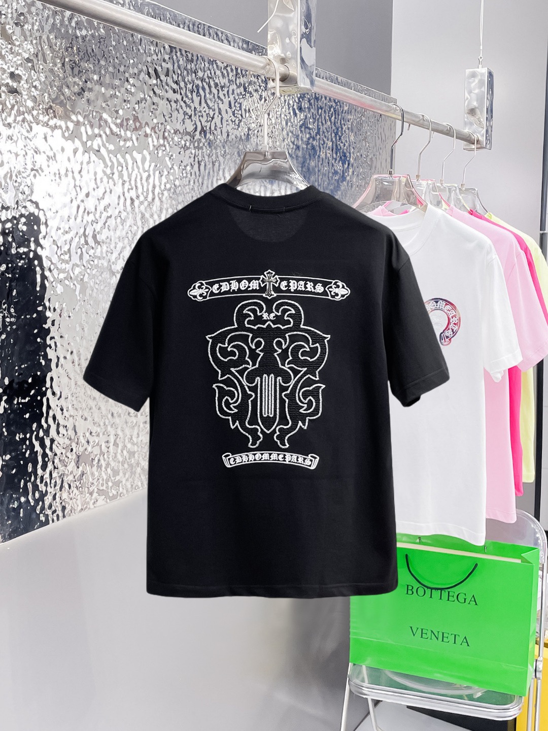 short sleeves
