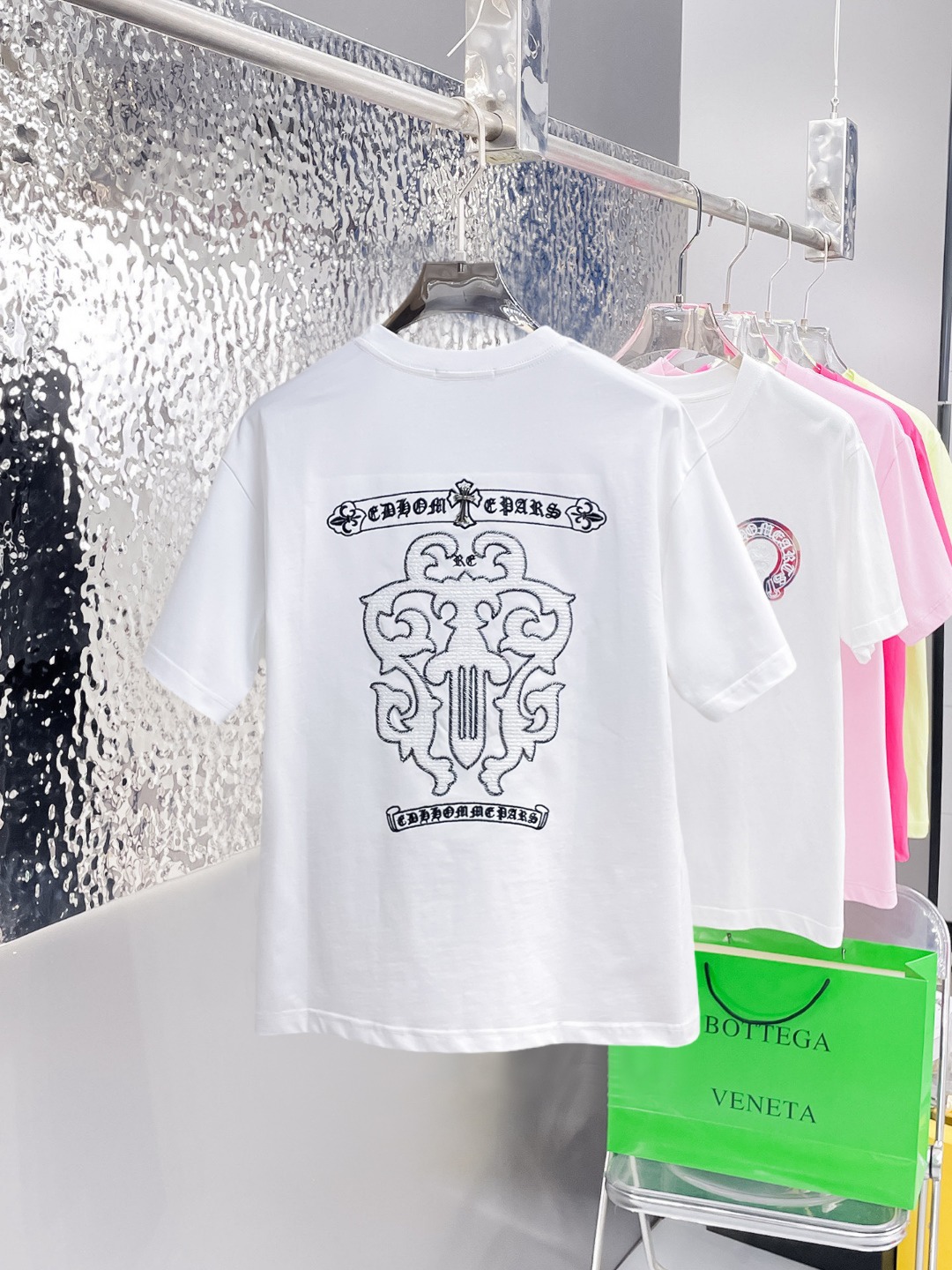 short sleeves