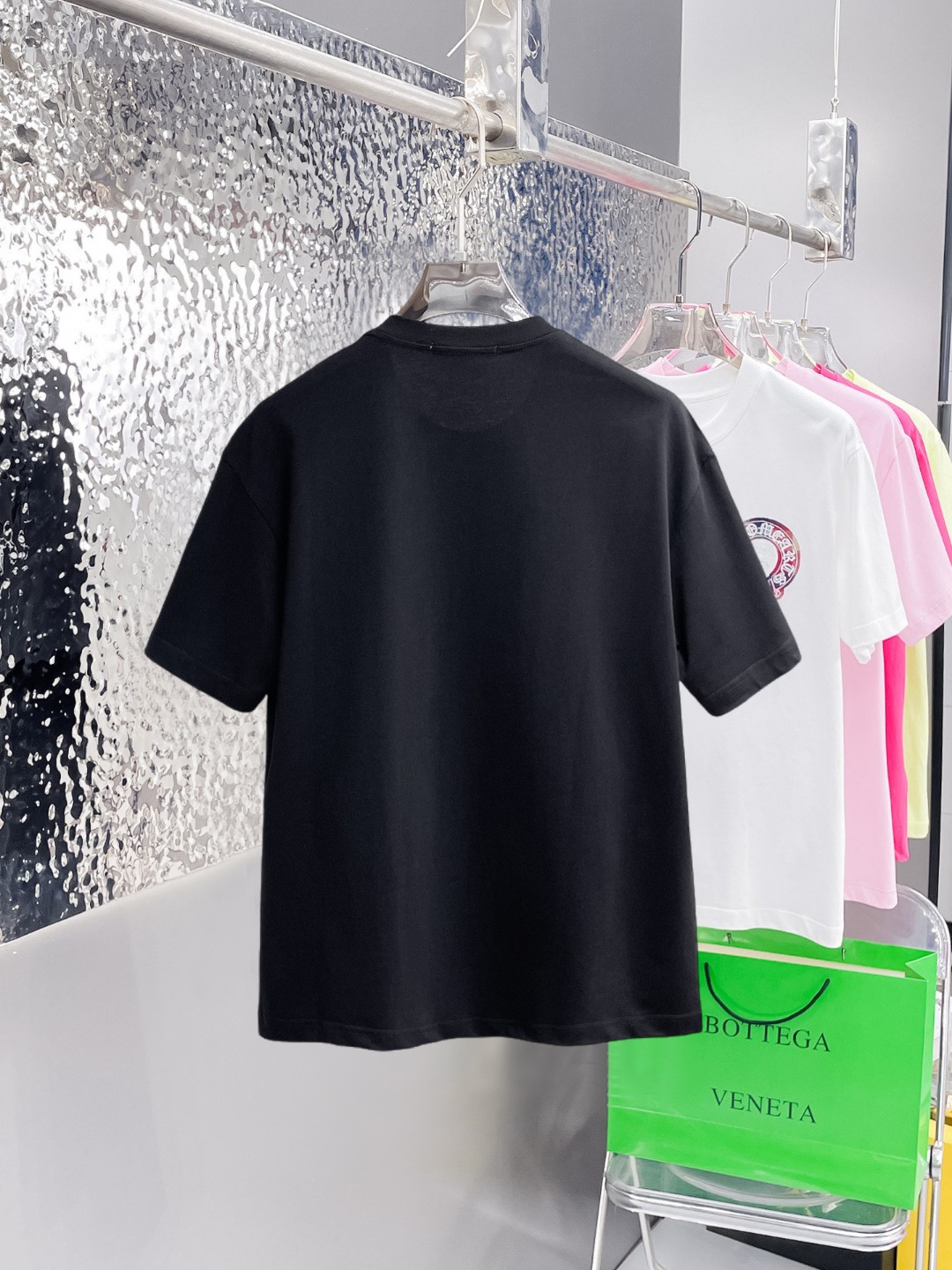 short sleeves