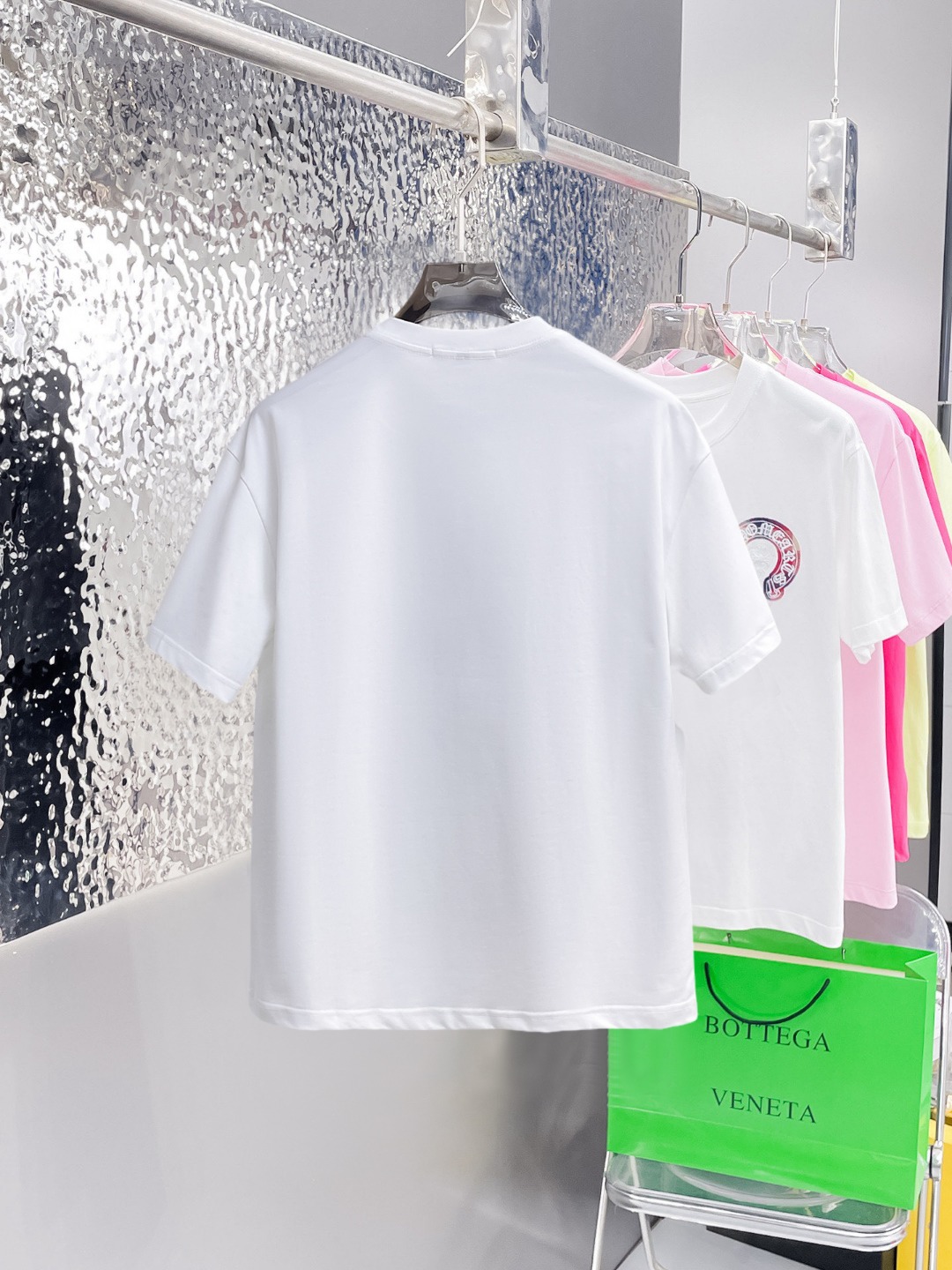 short sleeves
