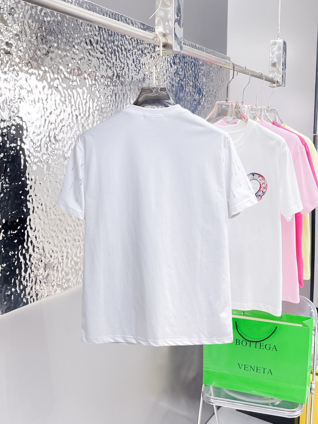 short sleeves
