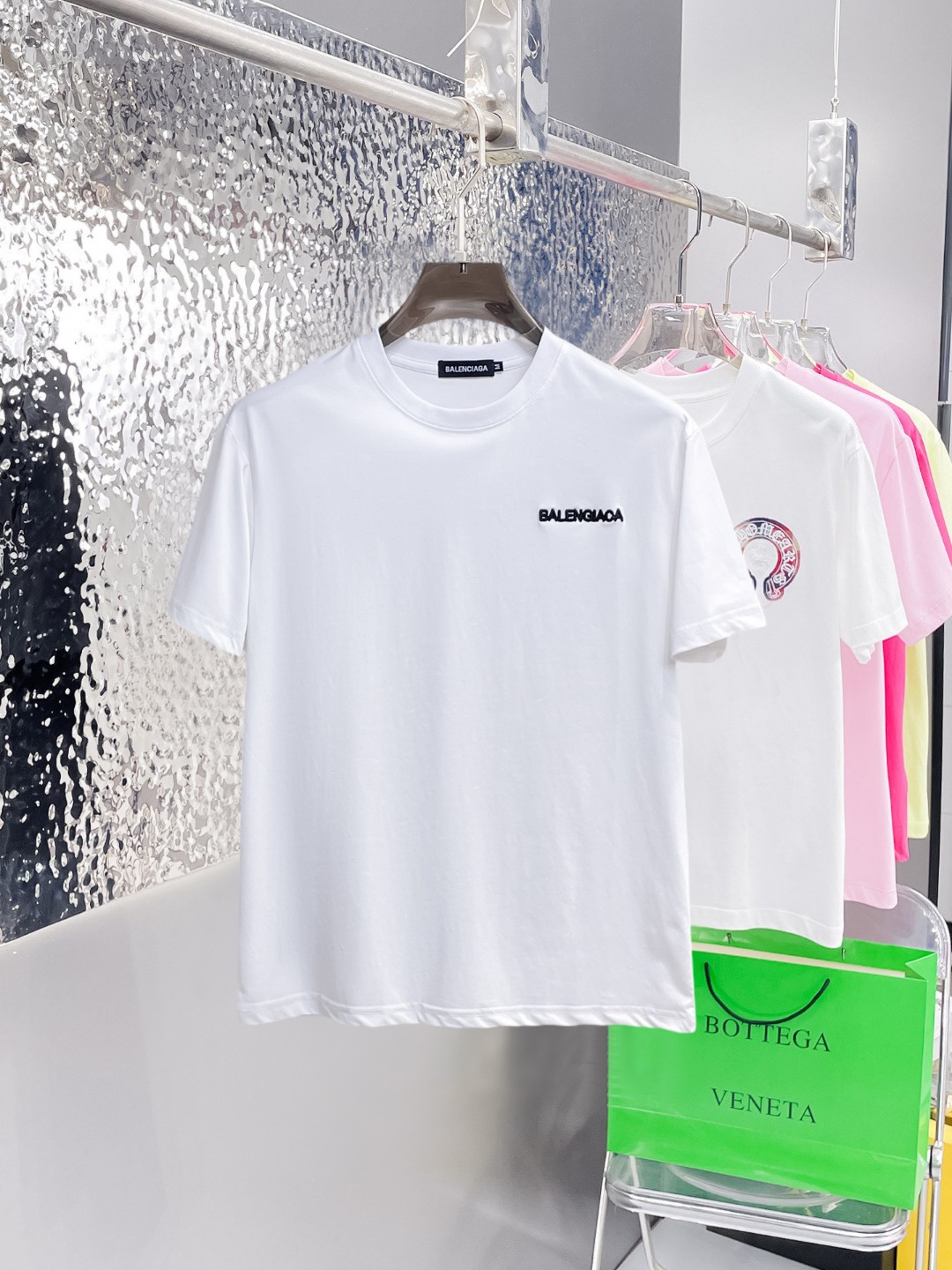 short sleeves