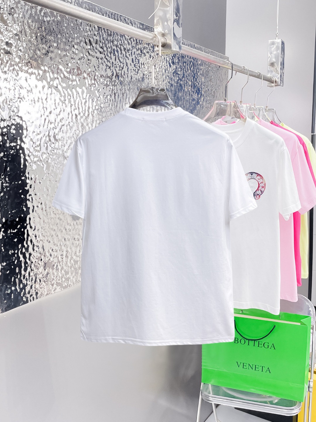 short sleeves