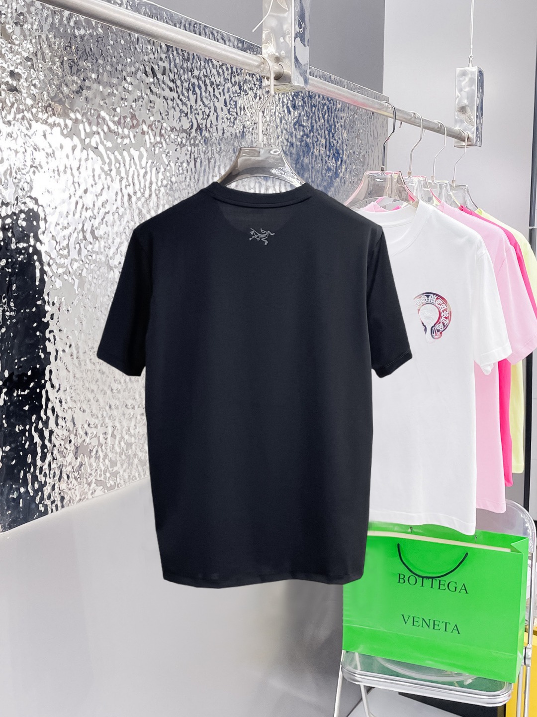 short sleeves