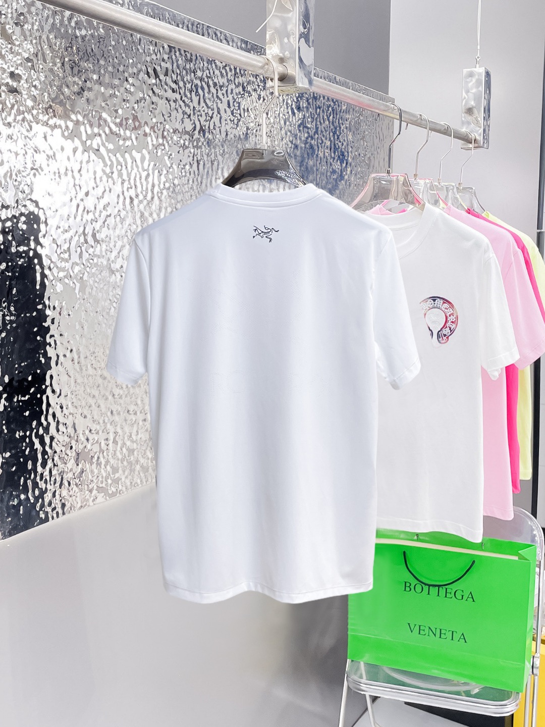 short sleeves