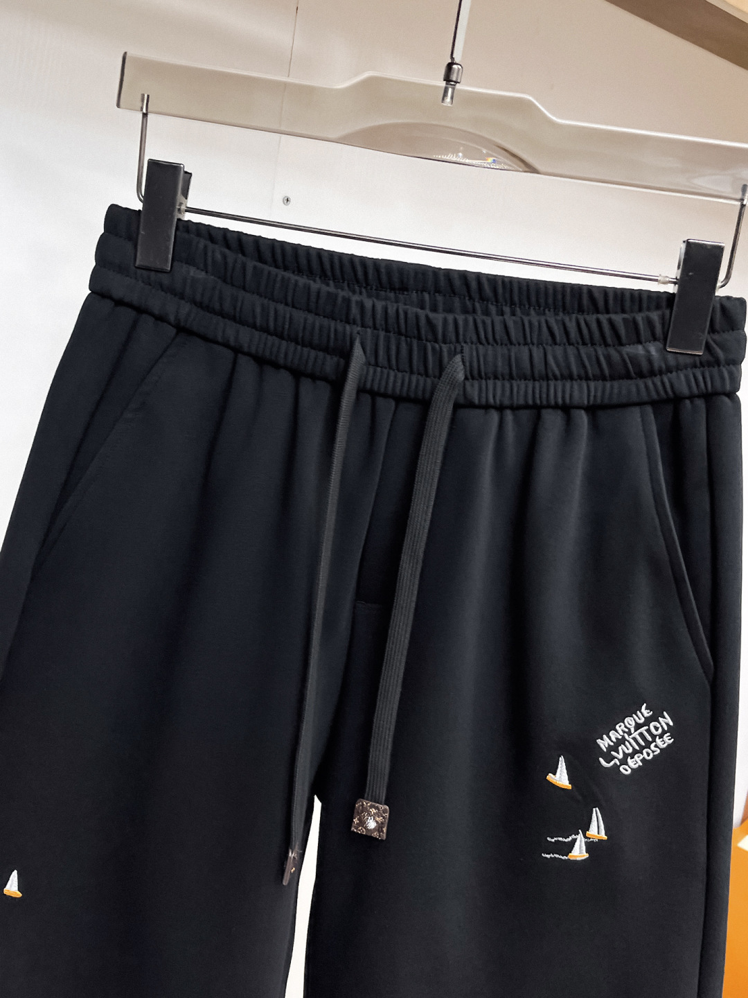 shorts Man