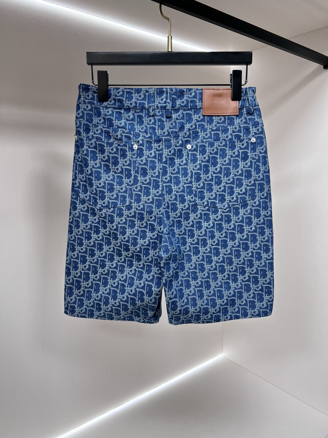 shorts Man