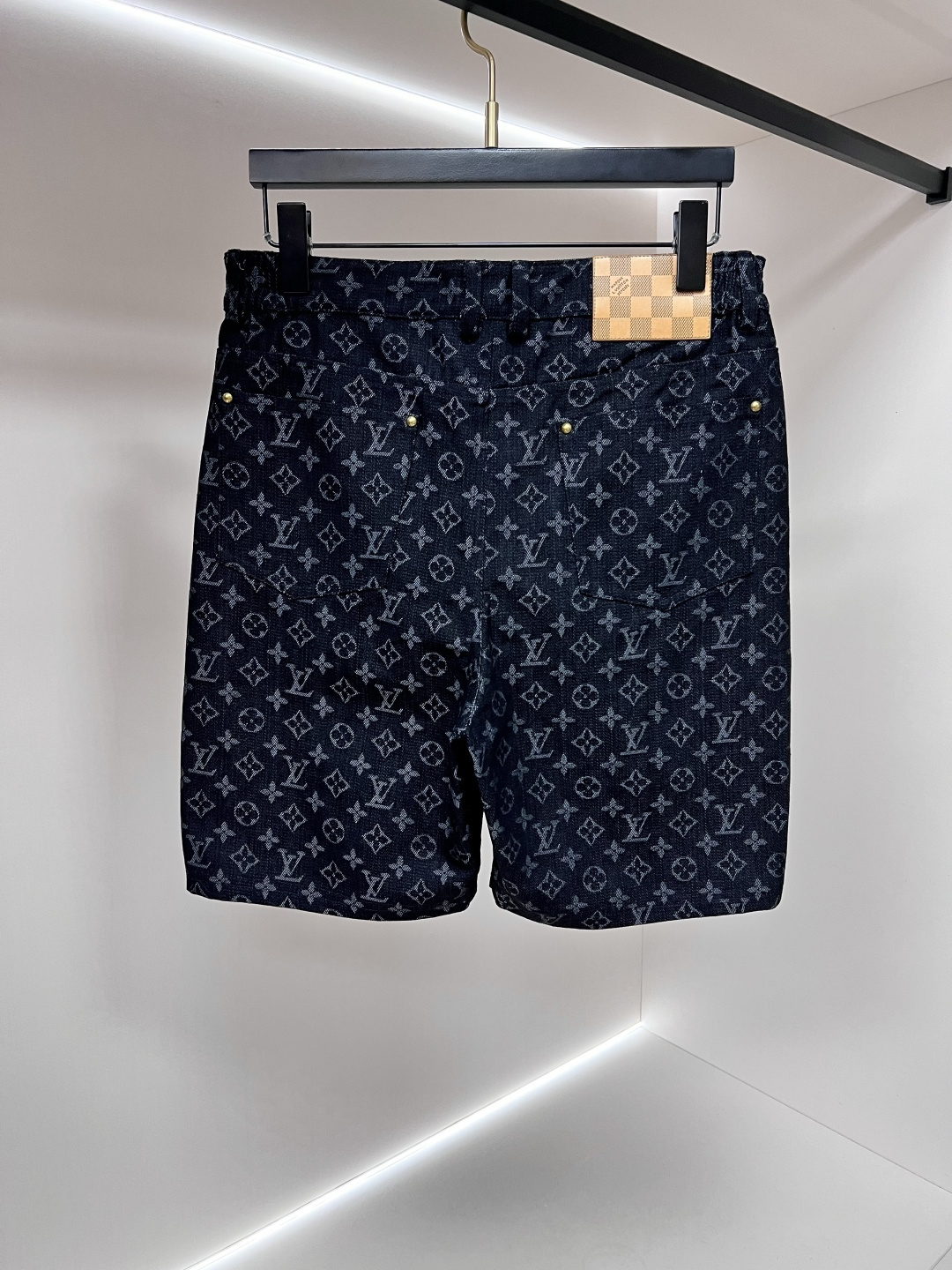 shorts Man
