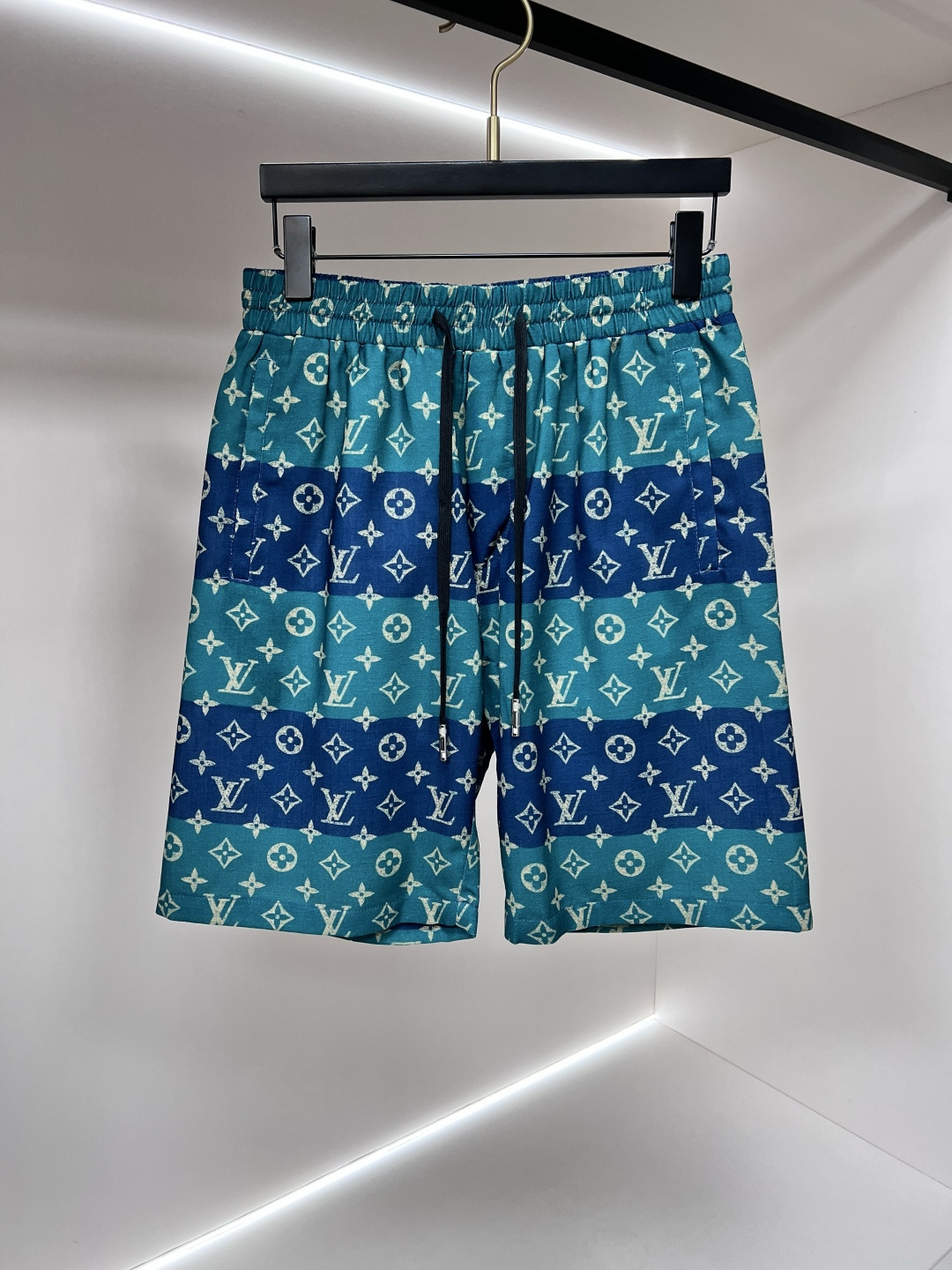 shorts Man
