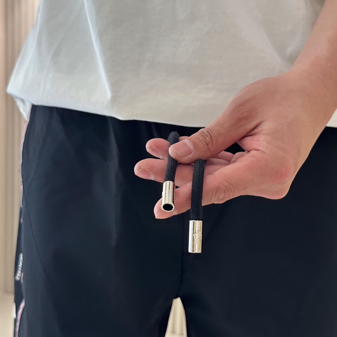 shorts Man