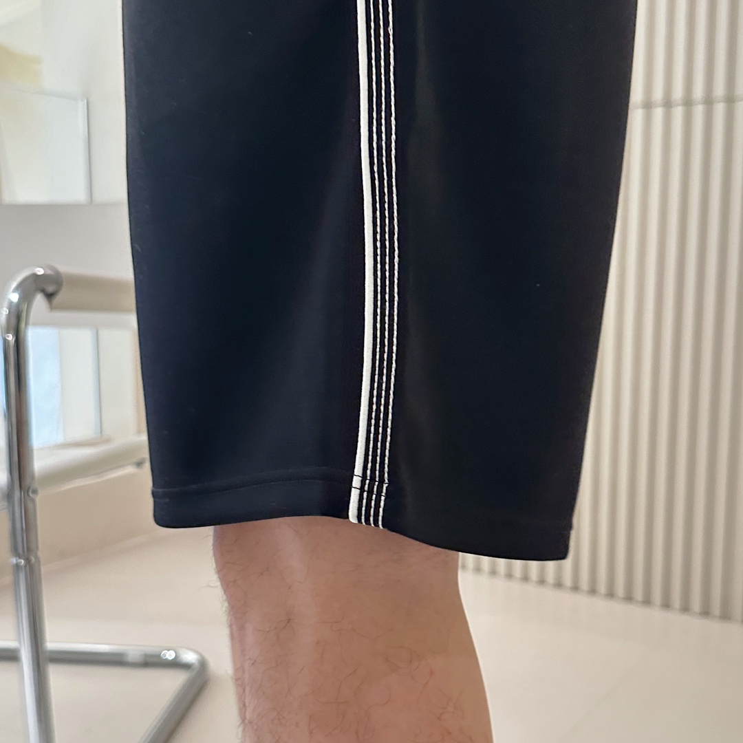 shorts Man
