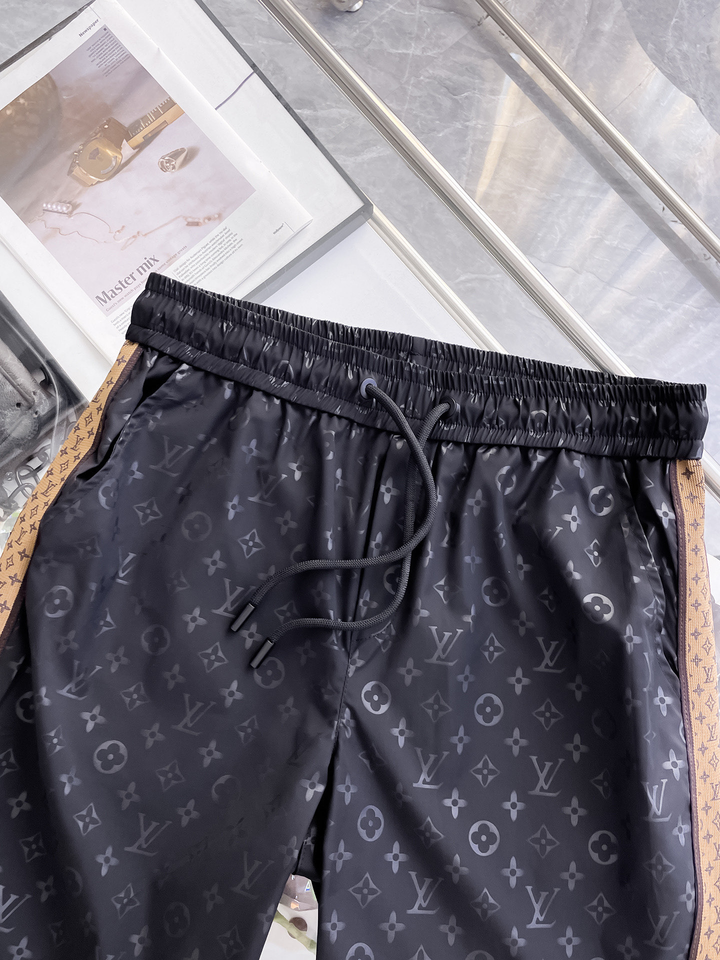 shorts Man