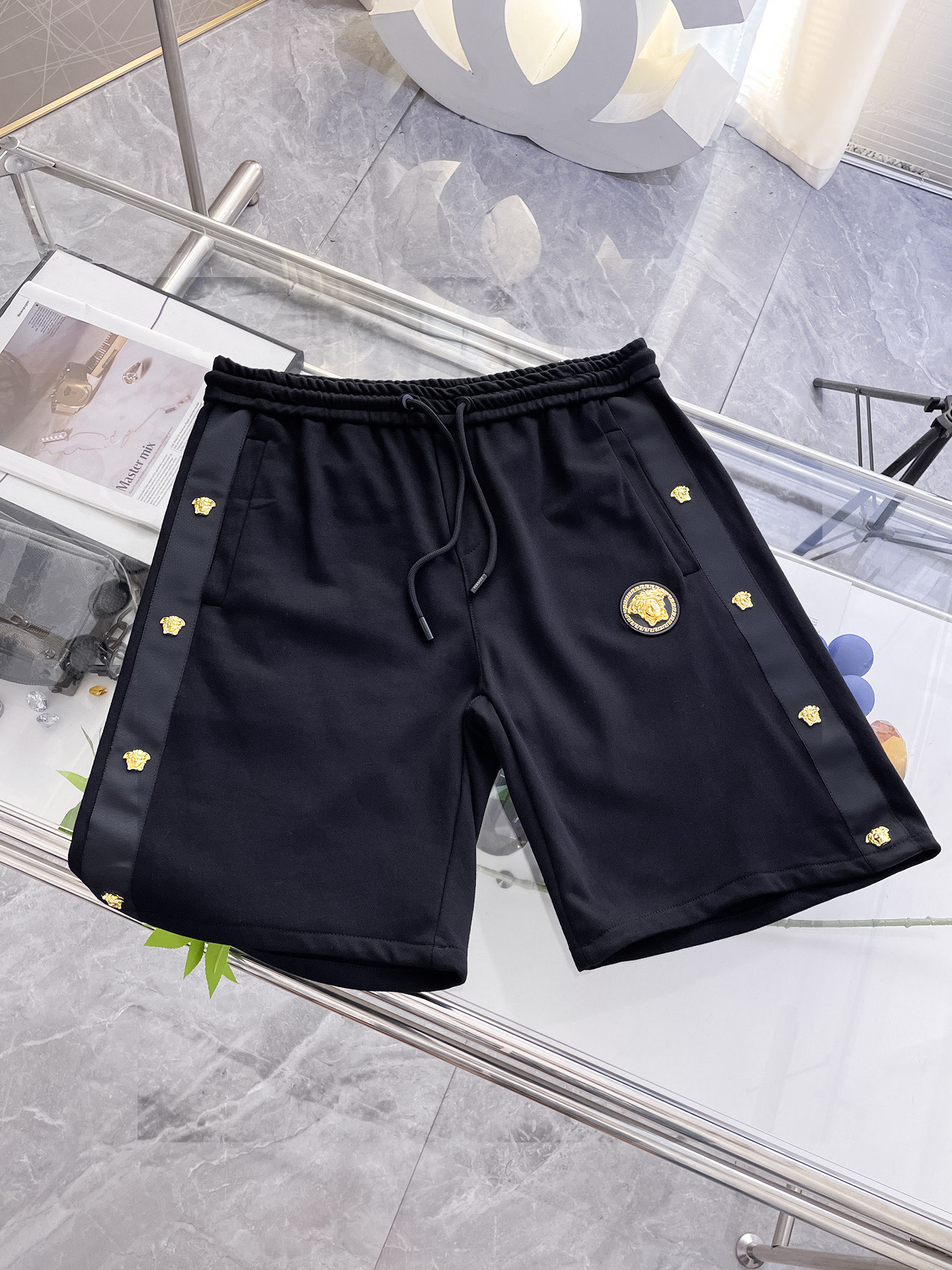 shorts Man