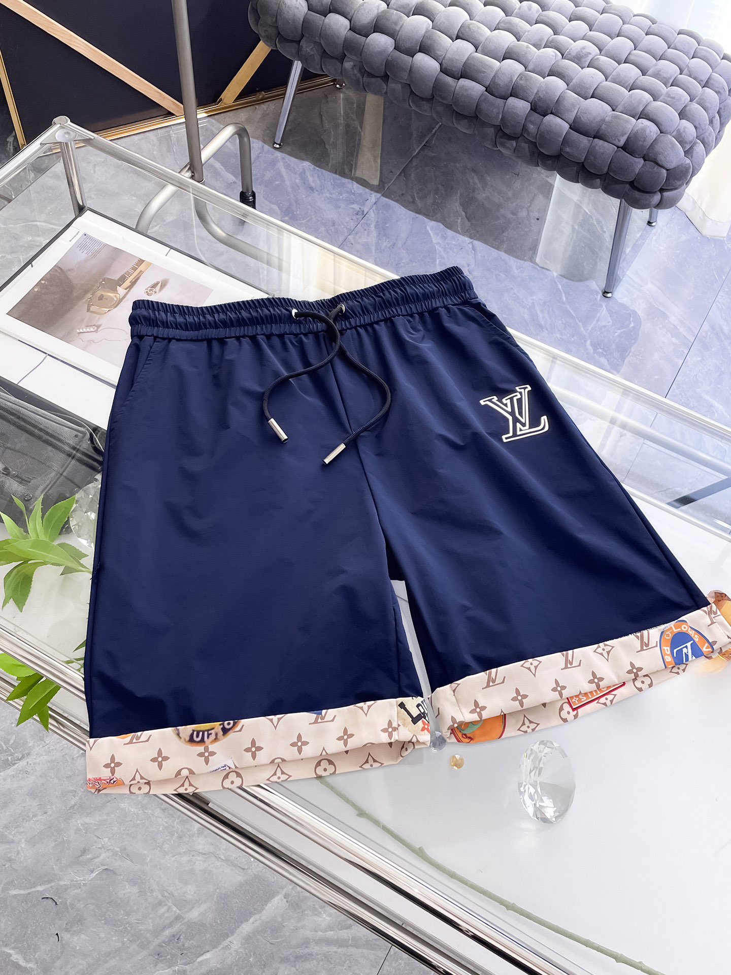 shorts Man