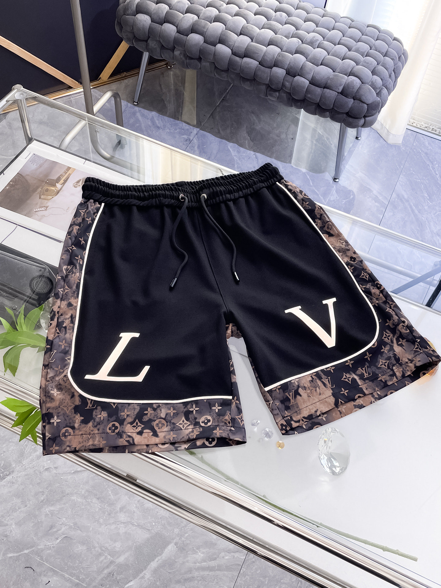 shorts Man