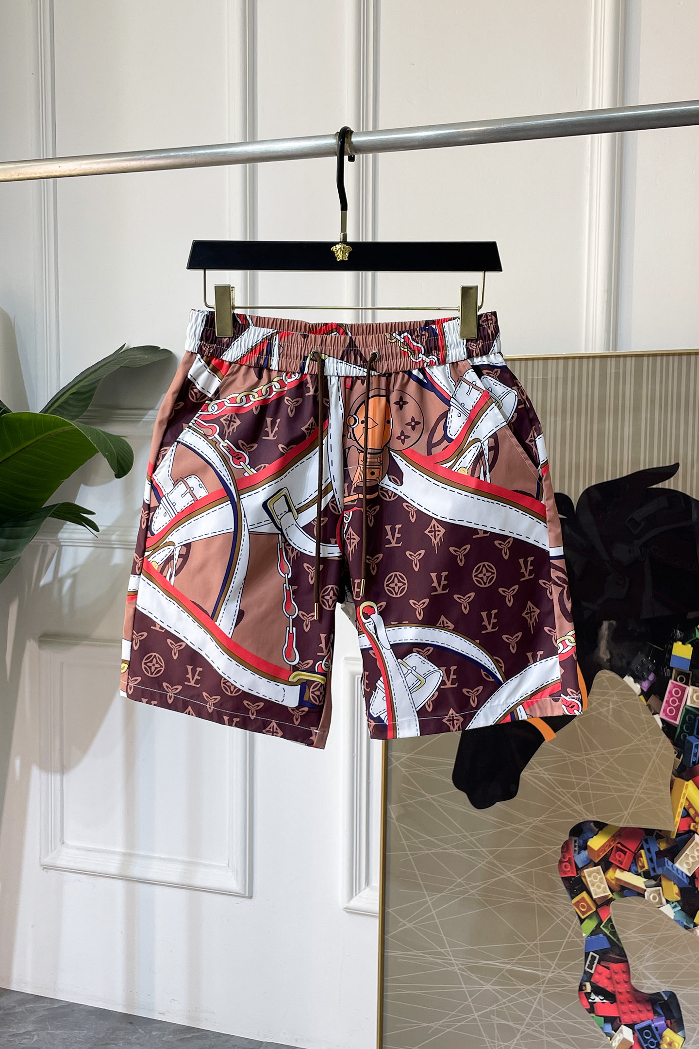 shorts Man