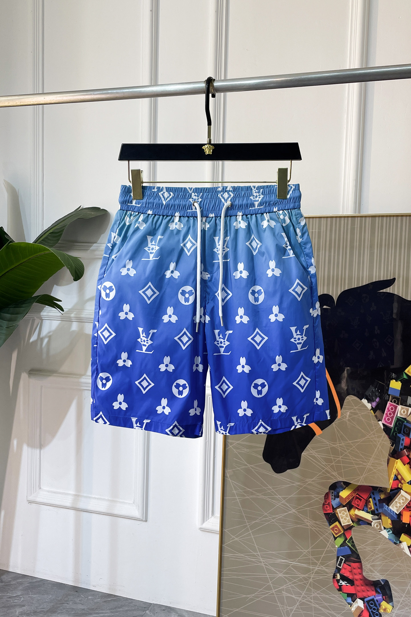 shorts Man