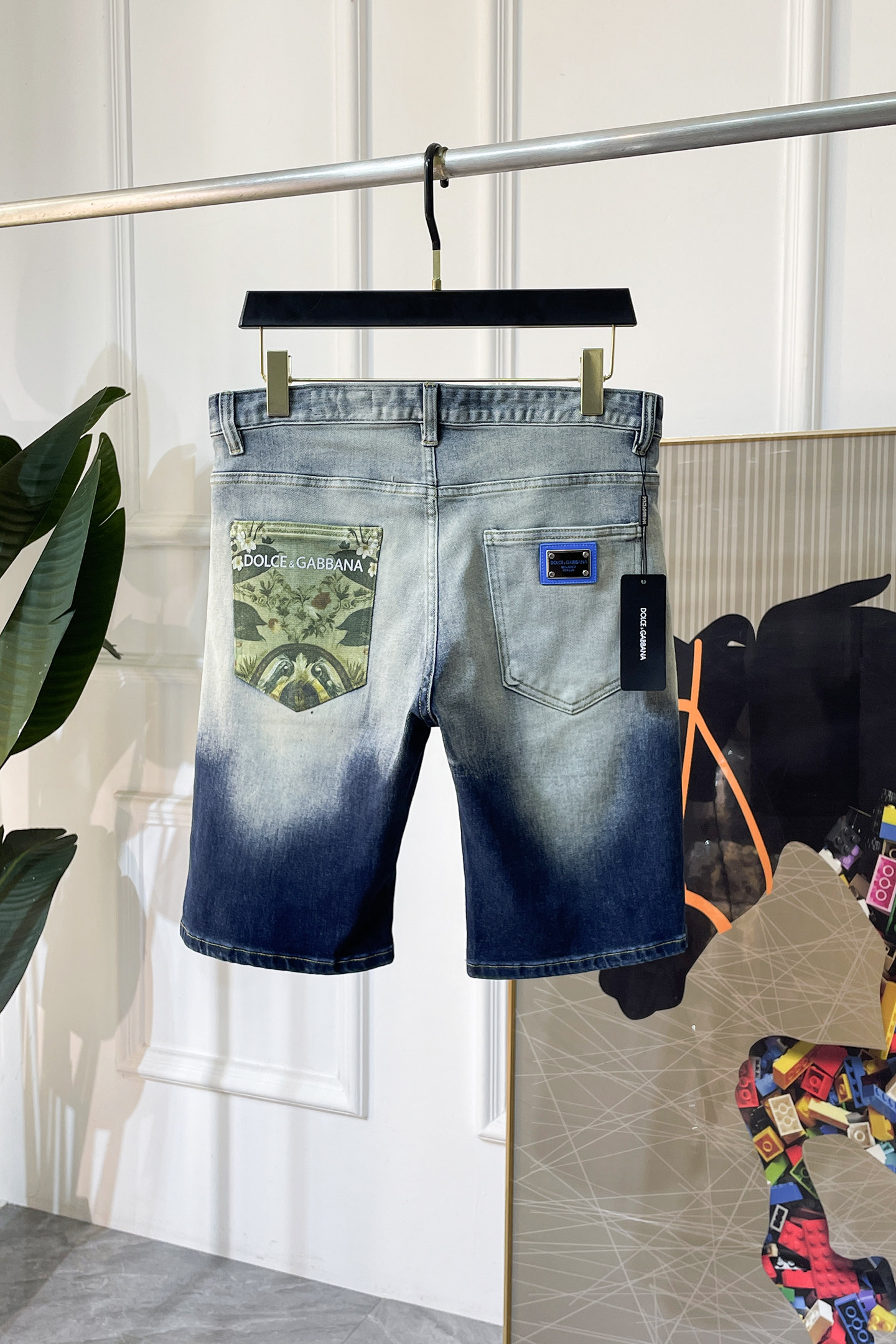 shorts Man
