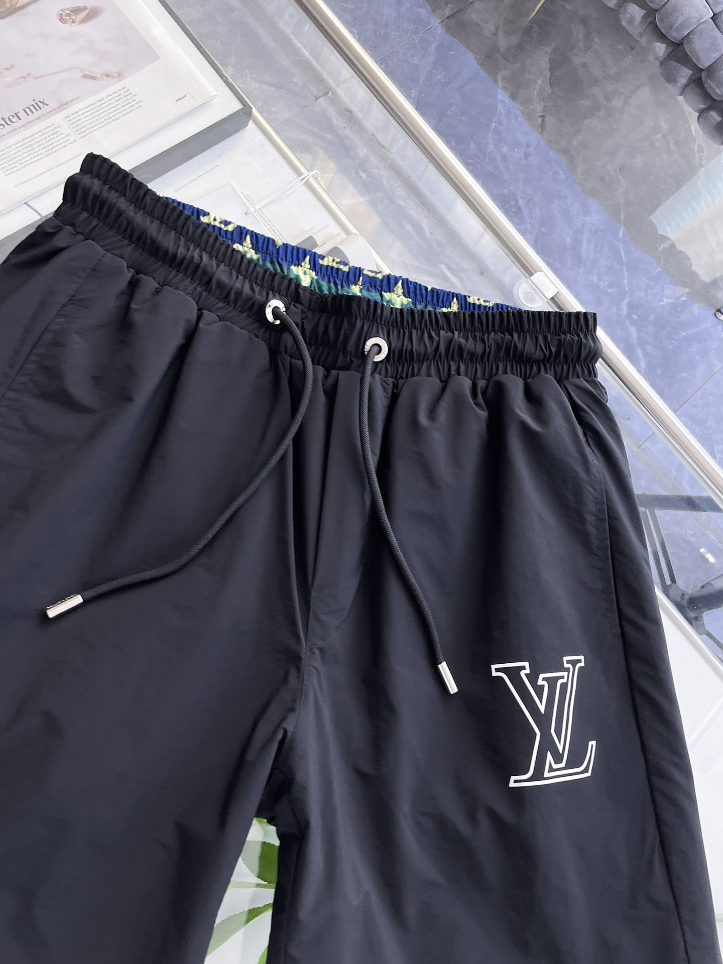 shorts Man