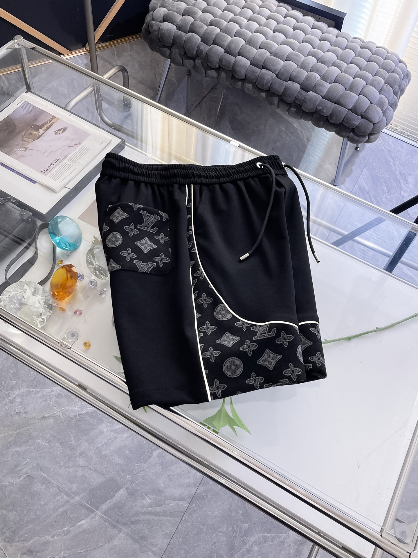 shorts Man