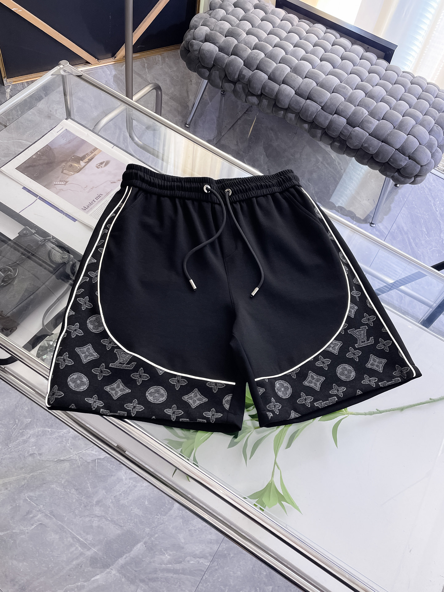 shorts Man