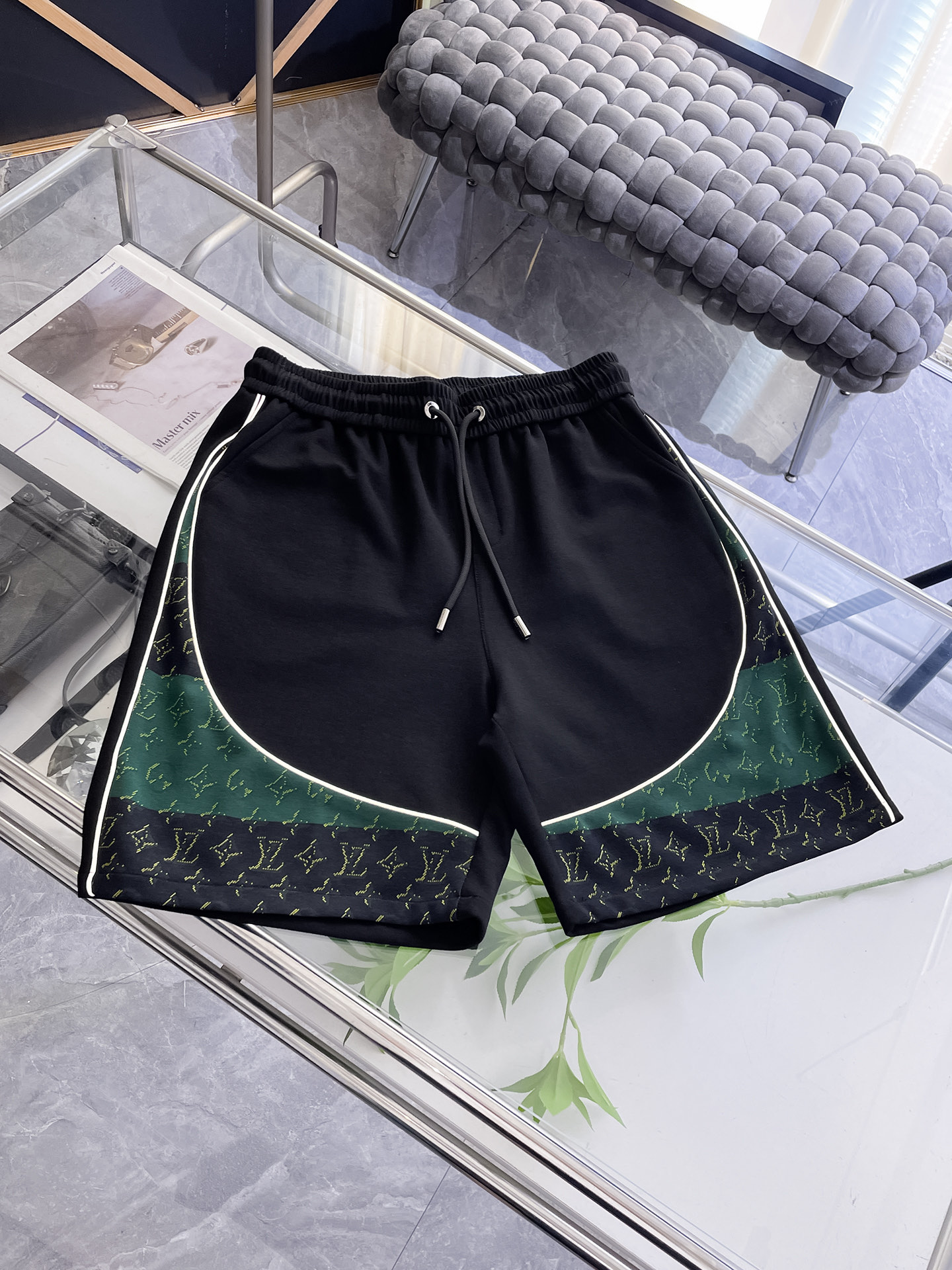 shorts Man