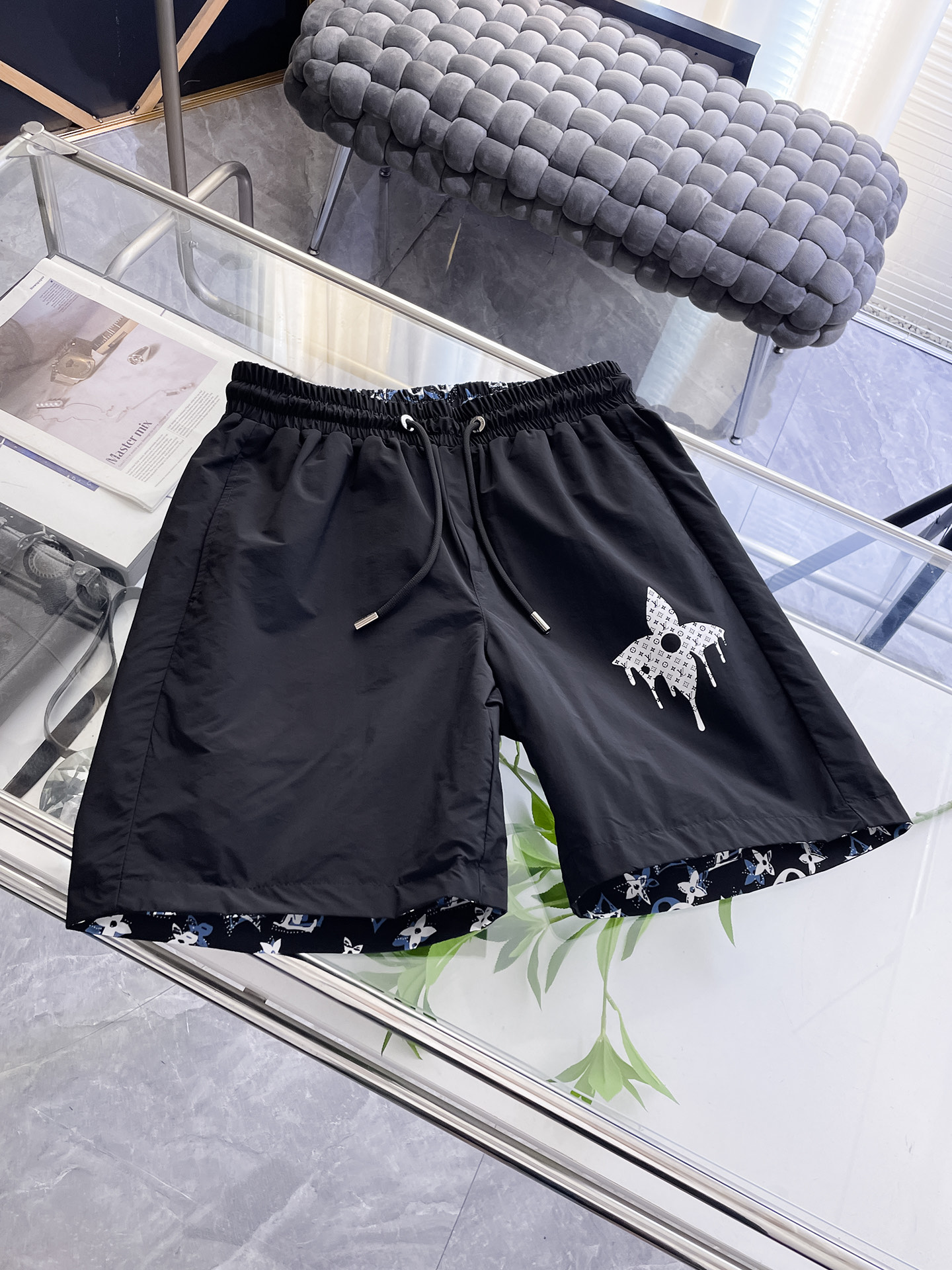 shorts Man