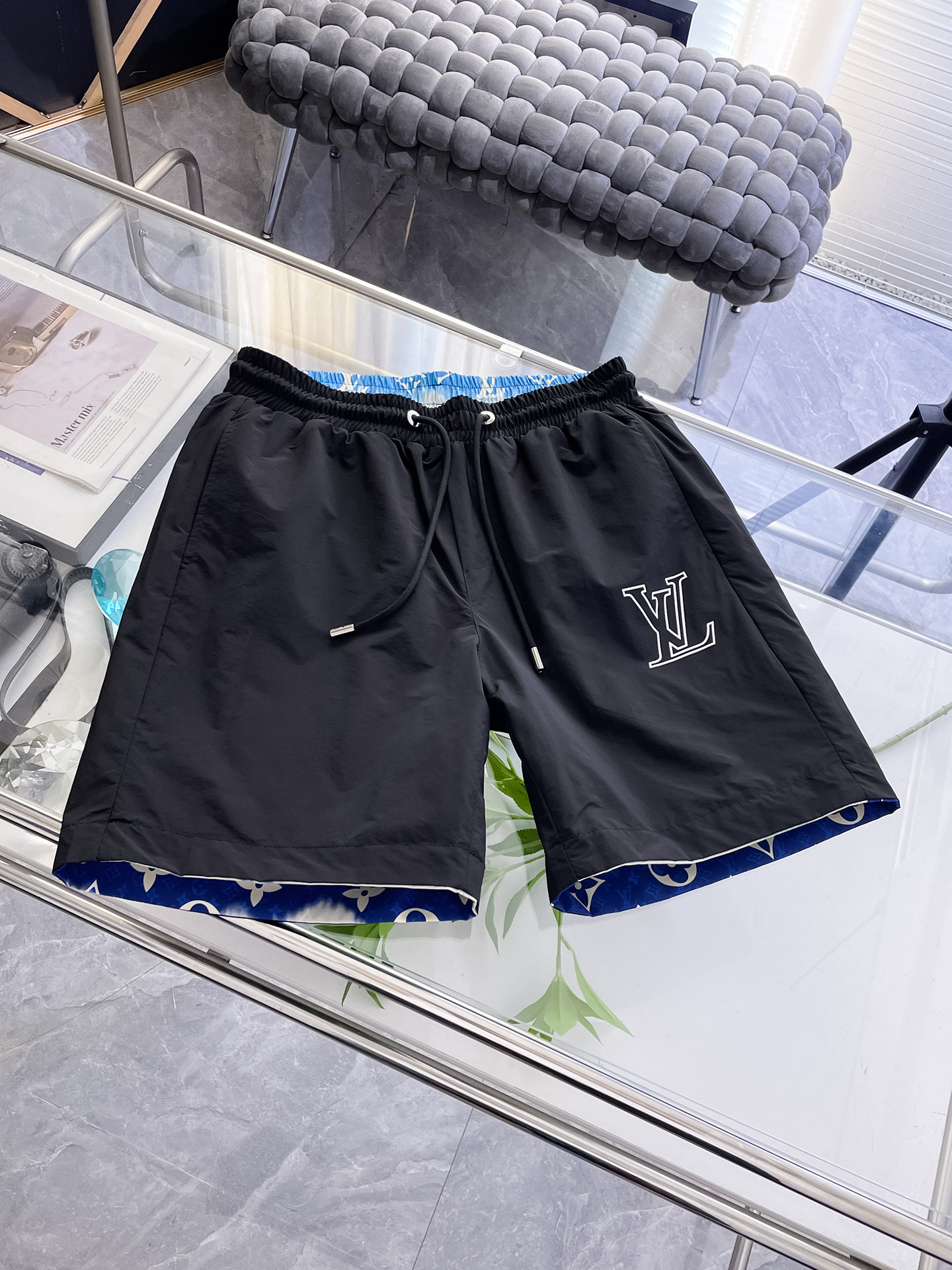 shorts Man