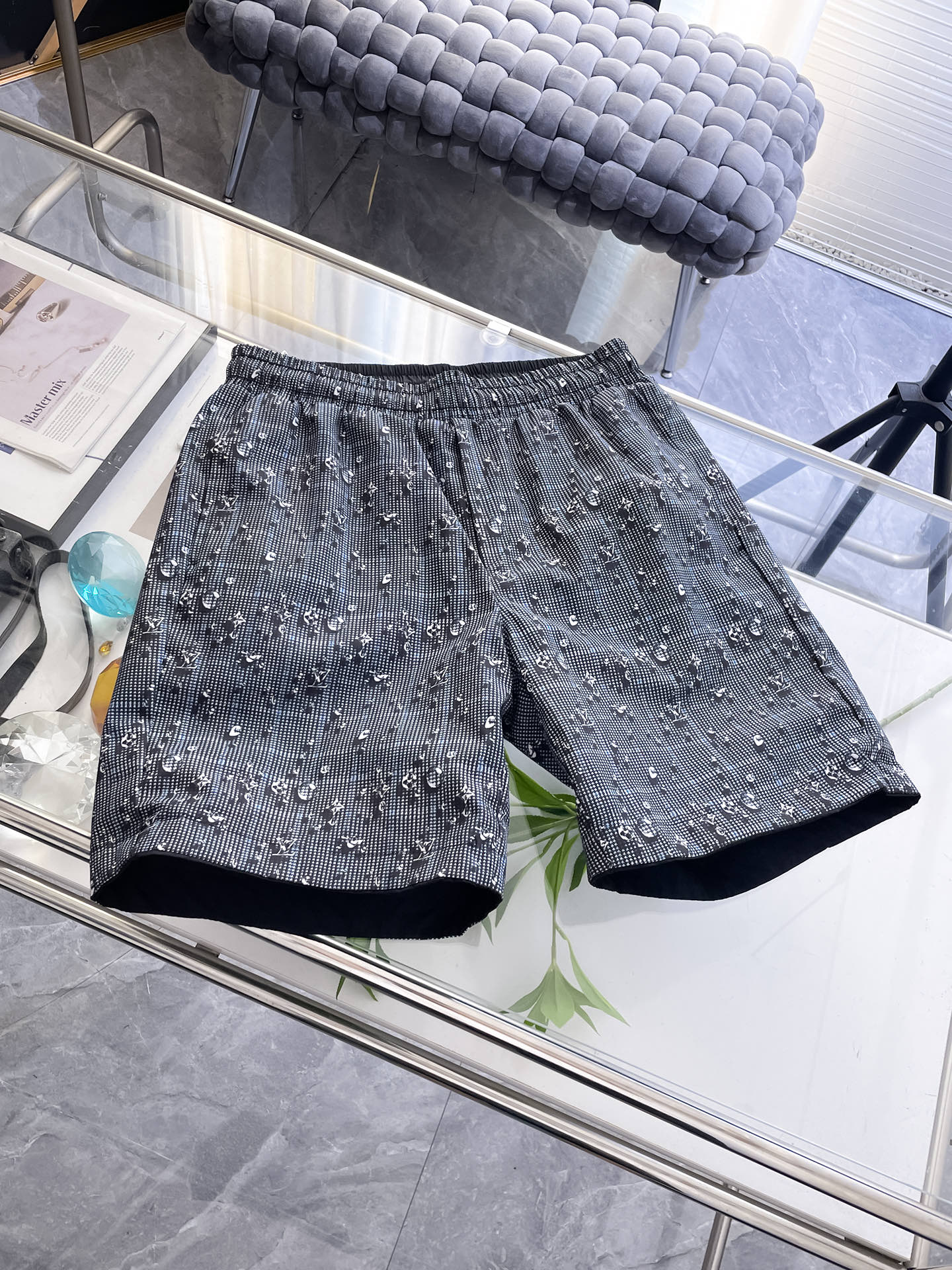 shorts Man
