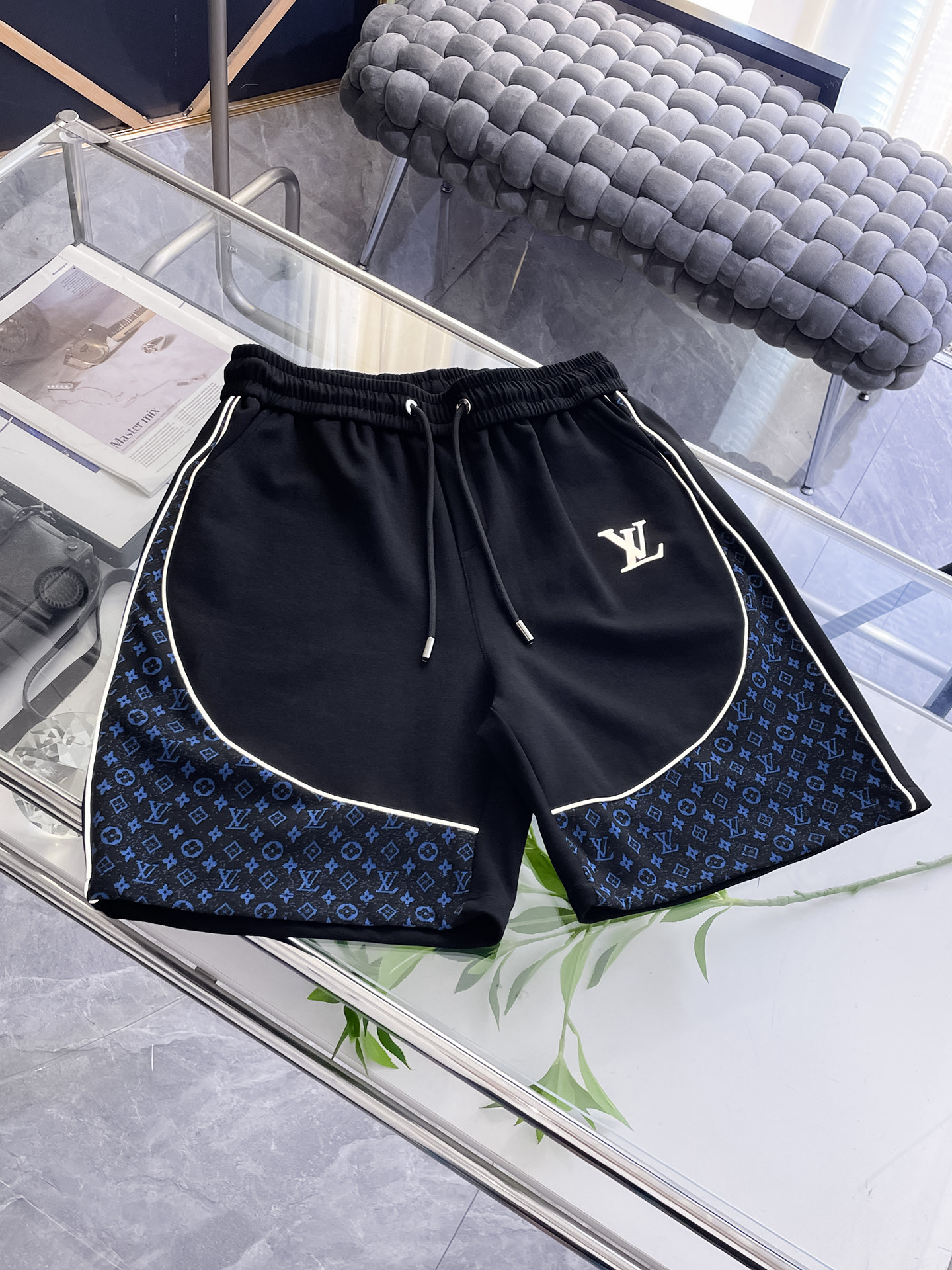 shorts Man