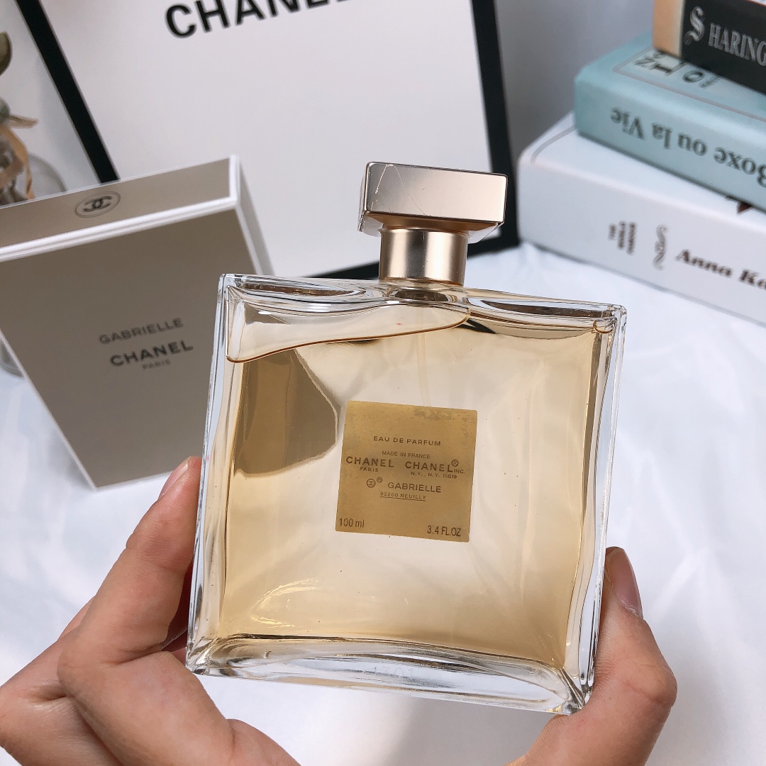 Chanel perfume